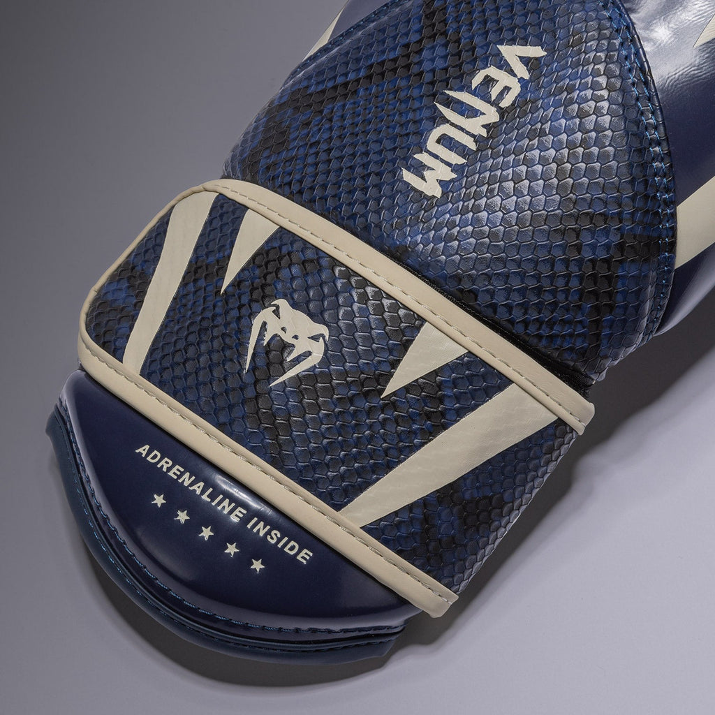 Boxerské rukavice Venum Challenger 4.0 Scales - Midnight Blue
