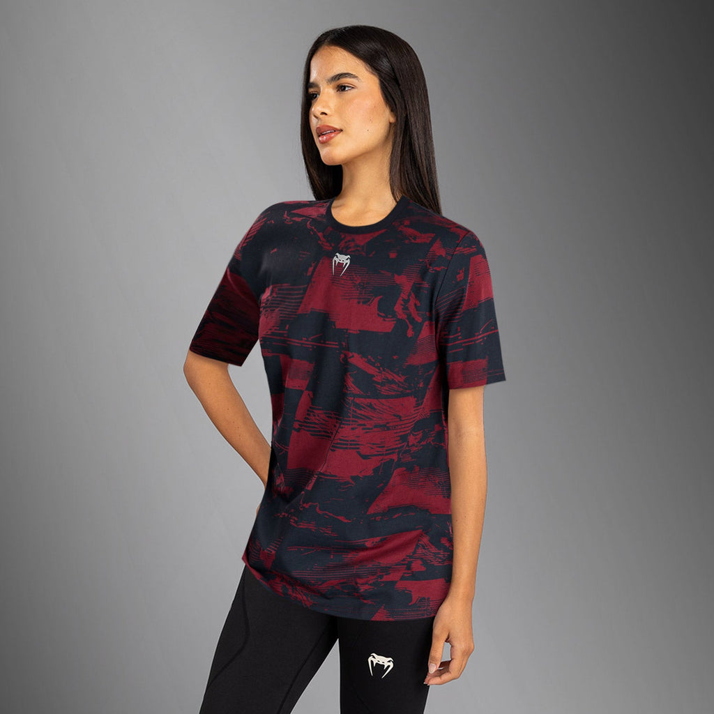 Dámské tričko UFC Zenith by Venum s krátkým rukávem v autentické barvě Authentic Fight Week v burgundské barvě