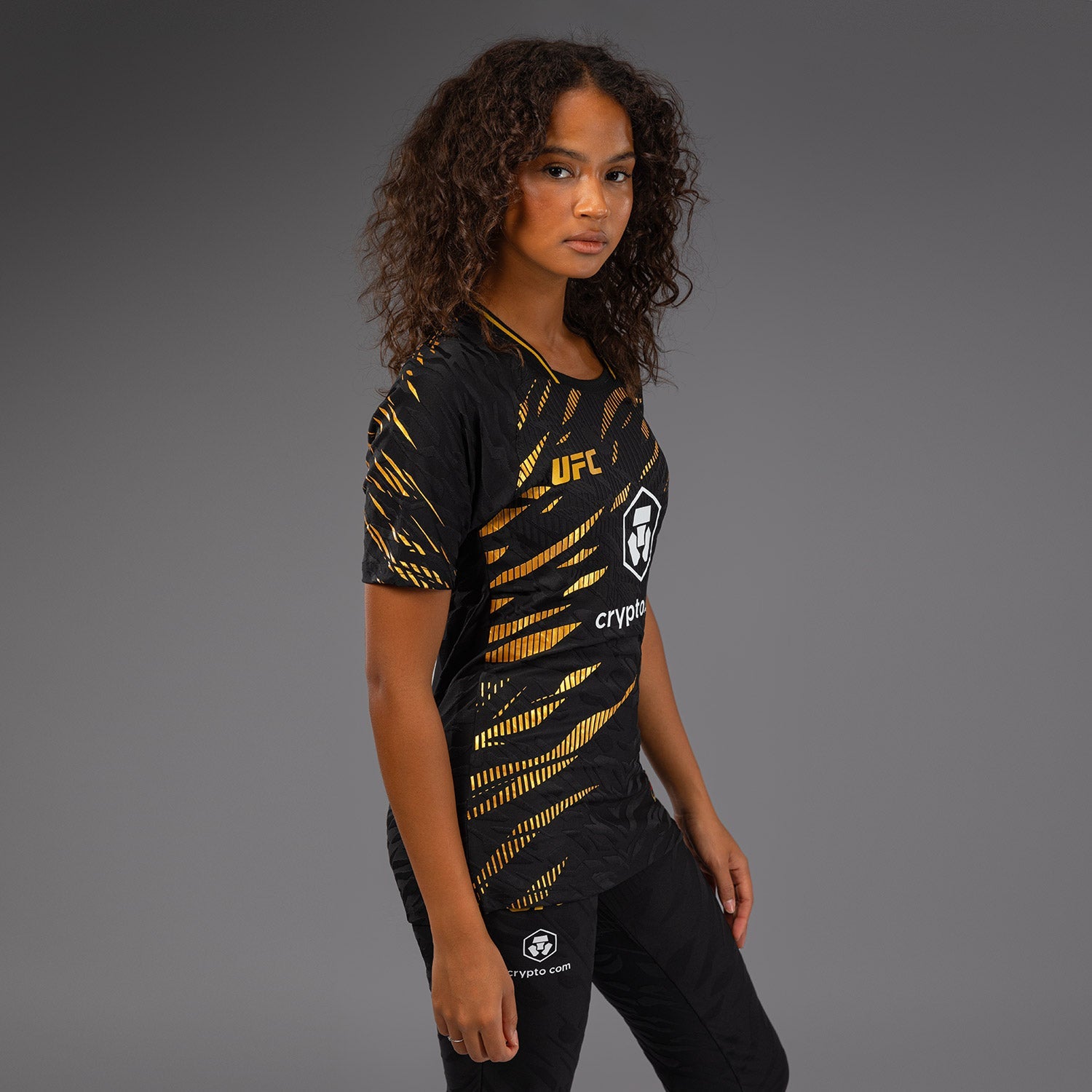 UFC Fusion by Venum Authentic Fight Night Dámský dres pro vstup do klece - Šampionka