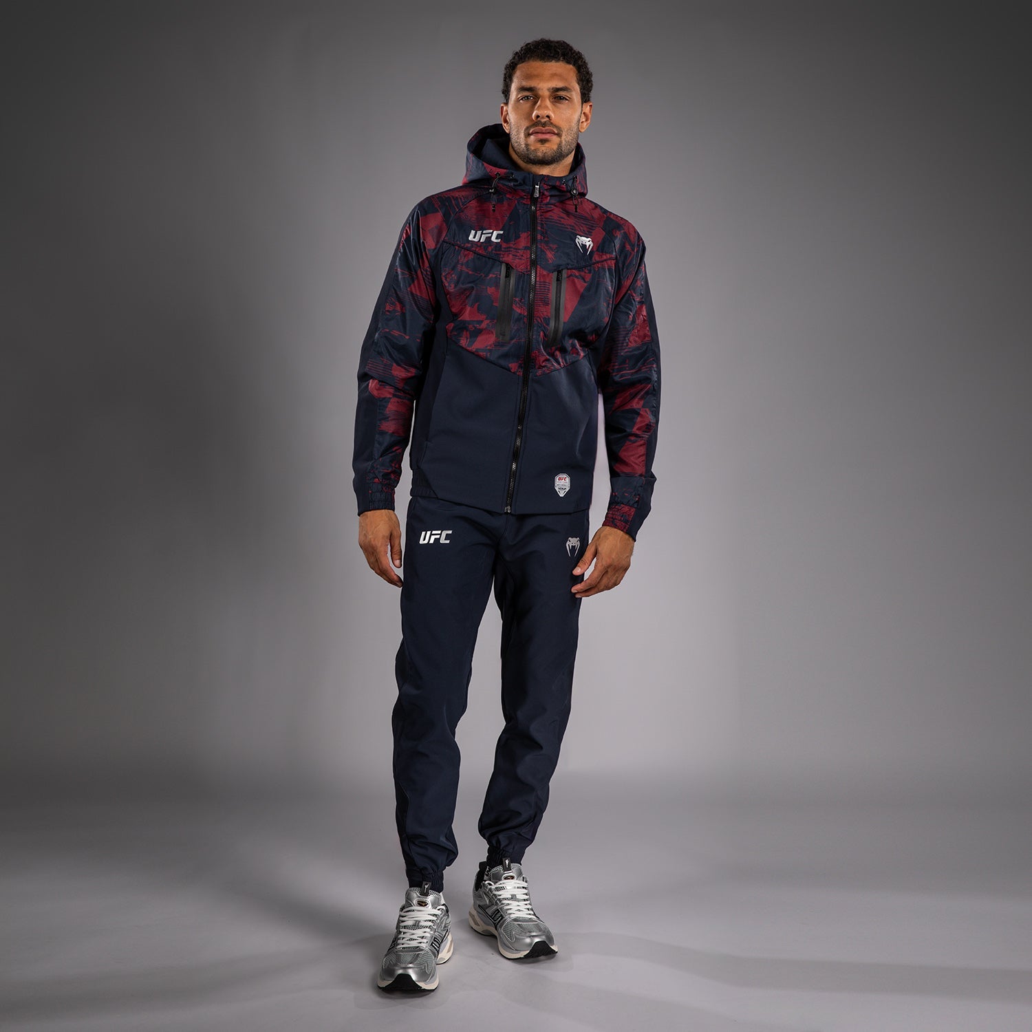 Pánská mikina UFC Zenith by Venum Burgundy Authentic Fight Week Zip Hoodie