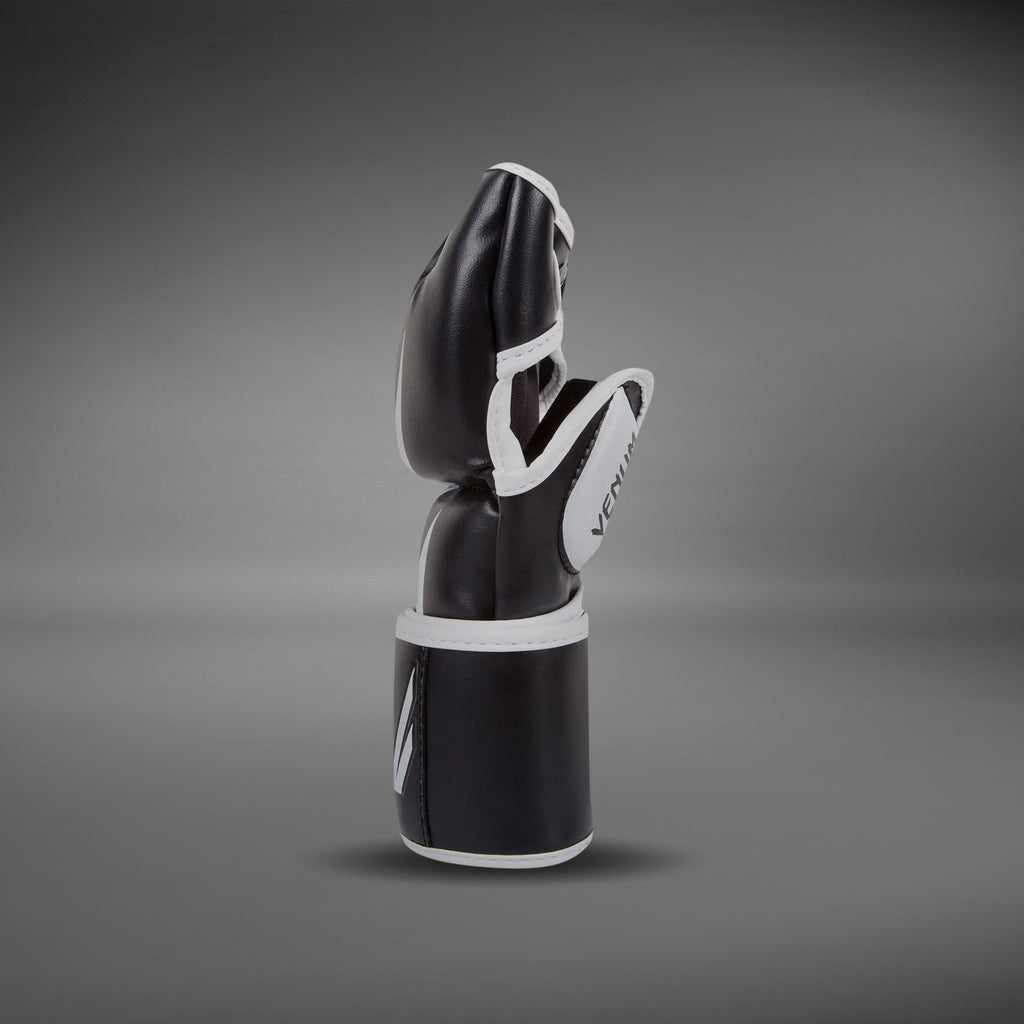Venum Challenger MMA rukavice - Černá