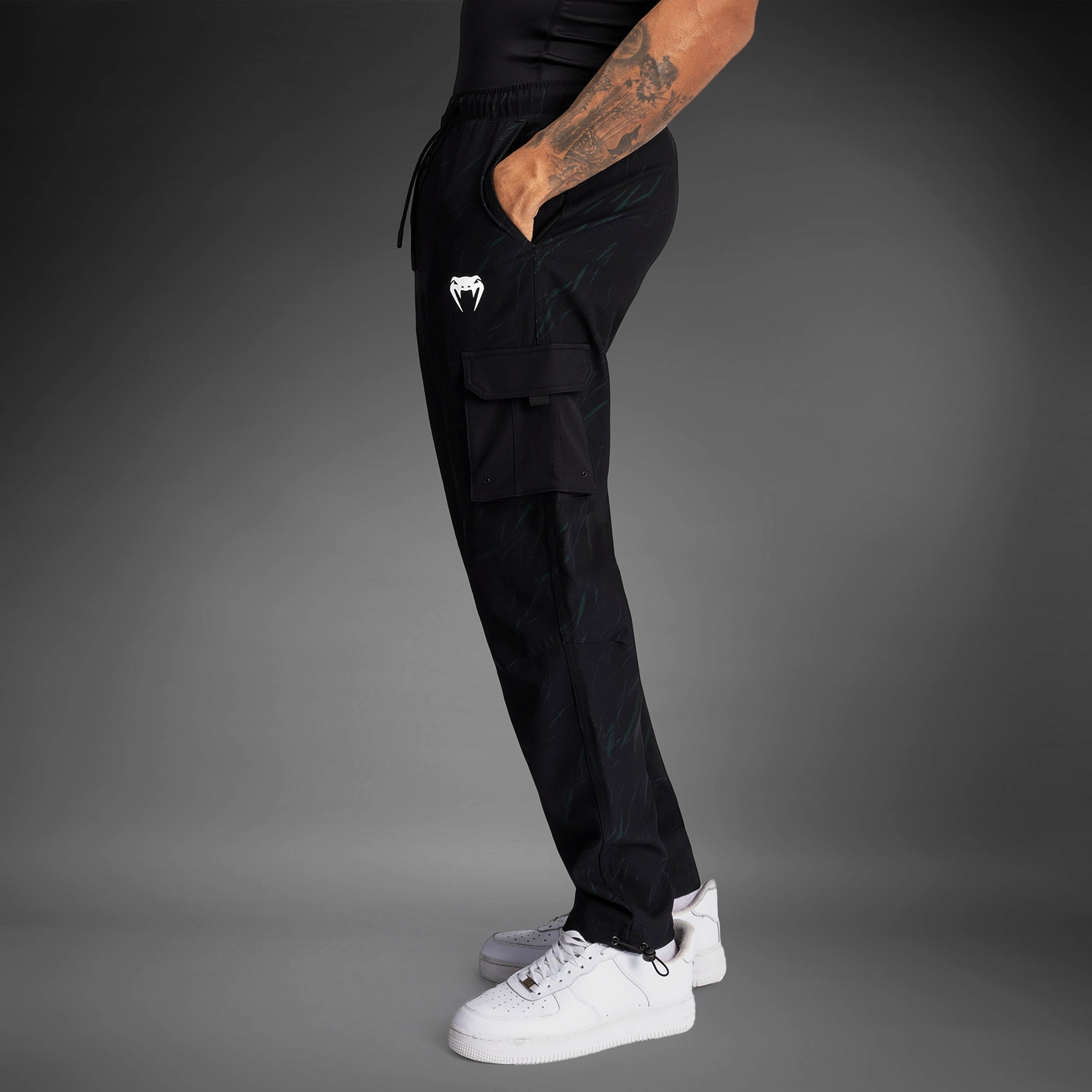 Venum Trooper Pánské tepláky - Černá/Lesní zelená