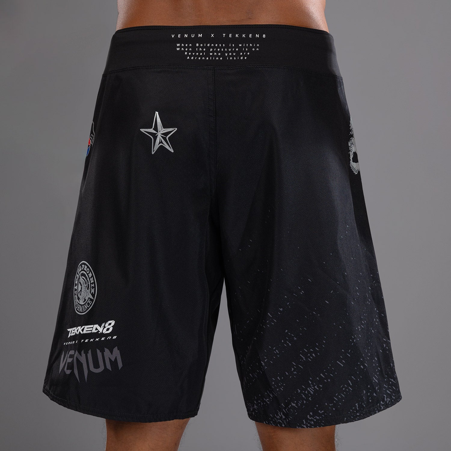 Venum x TEKKEN 8 - Paul Phoenix Fight Shorts - Černá