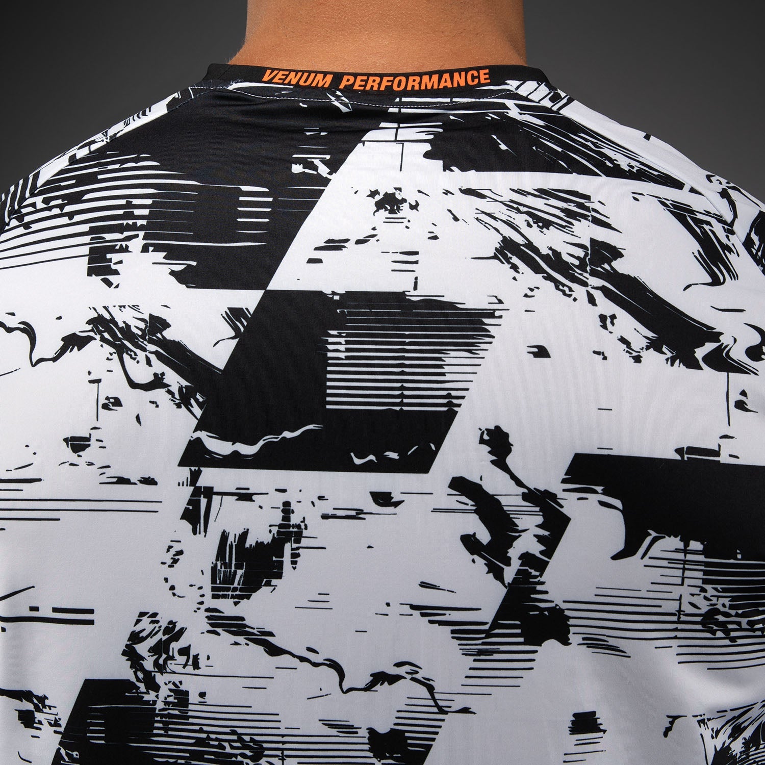 Pánské tričko Venum UFC Zenith Authentic Fight Week Performance s krátkým rukávem v bílé barvě