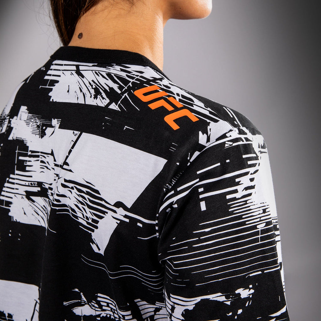 Dámské tričko UFC Zenith by Venum White Authentic Fight Week s krátkým rukávem