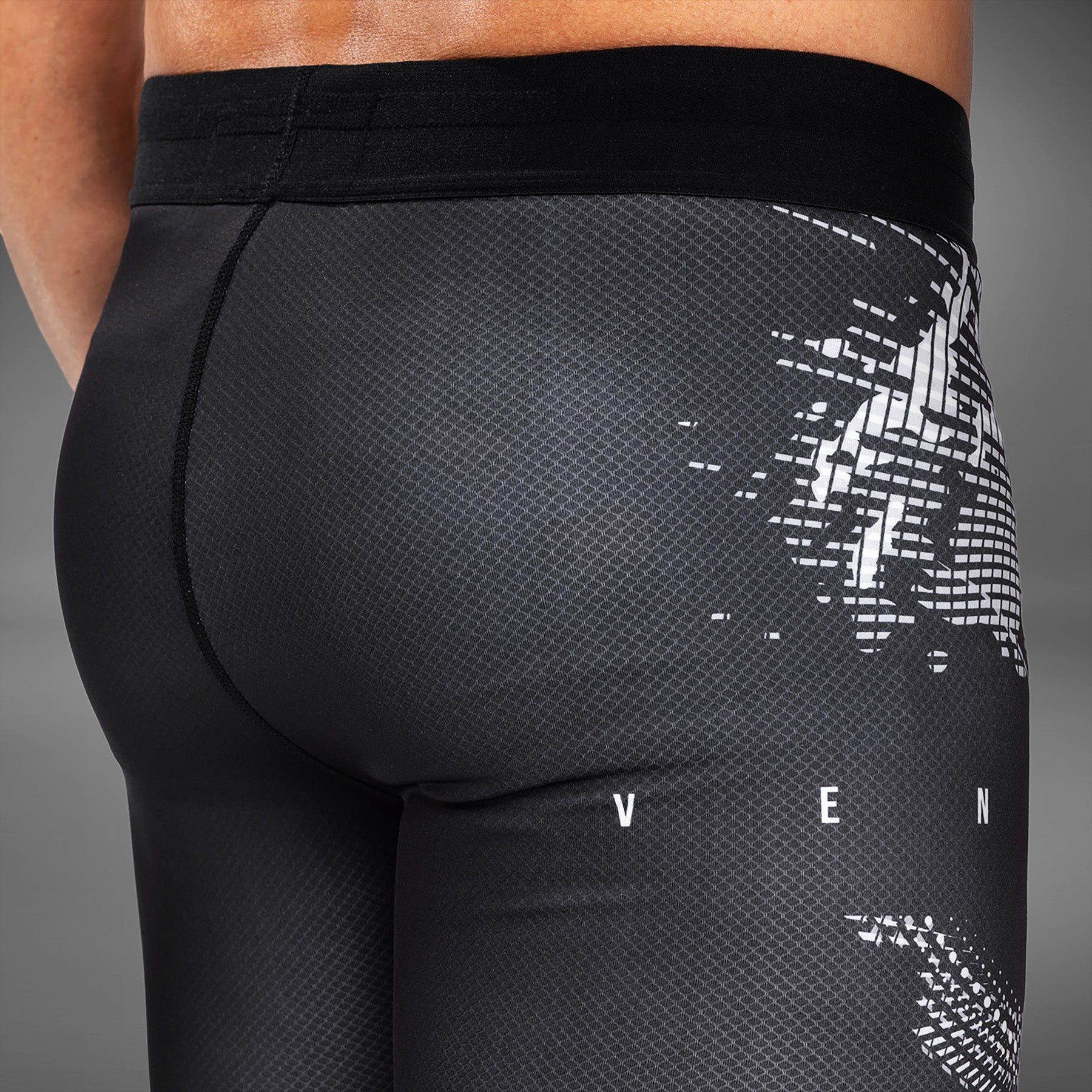 Venum Gorilla Jungle Spats - Černá/Bílá