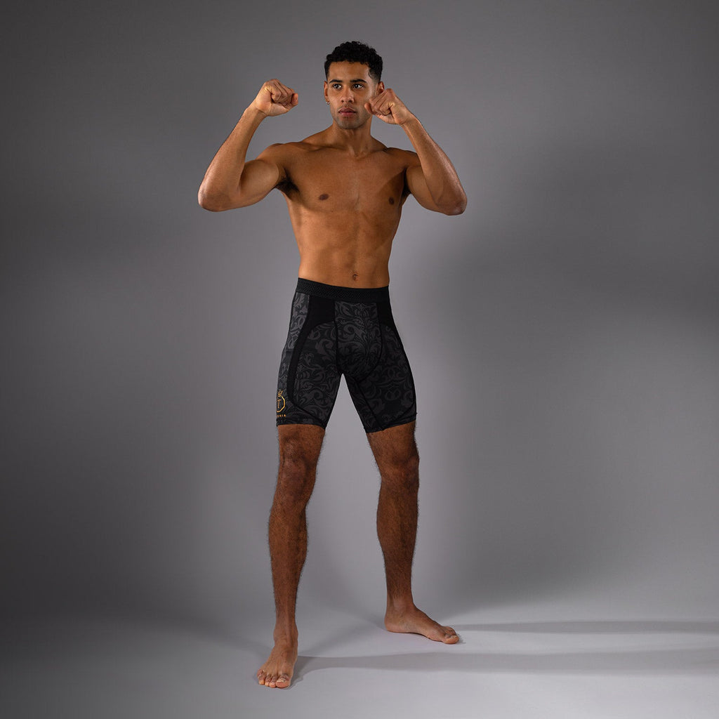 Venum x Topuria Unmatched Edition Vale Tudo Shorts - Černá/Zlatá
