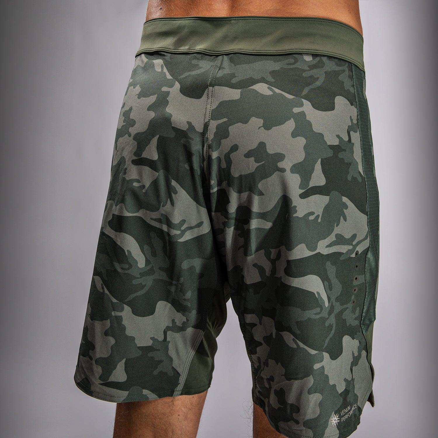 Pánské bojové šortky Venum G-Fit Air - Army Camo
