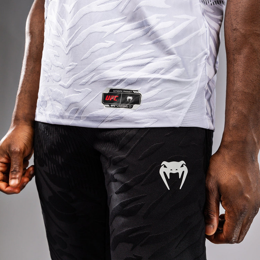 UFC Fusion by Venum Pánský dres Authentic Fight Night - bílý