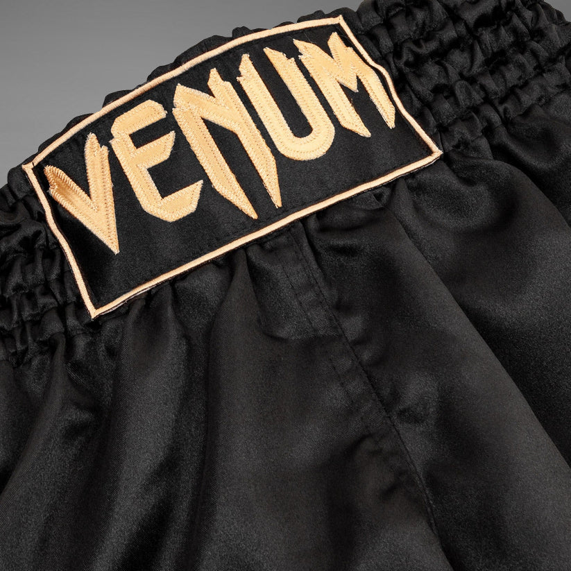 Venum Classic Muay Thai Shorts - Černá/Zlatá