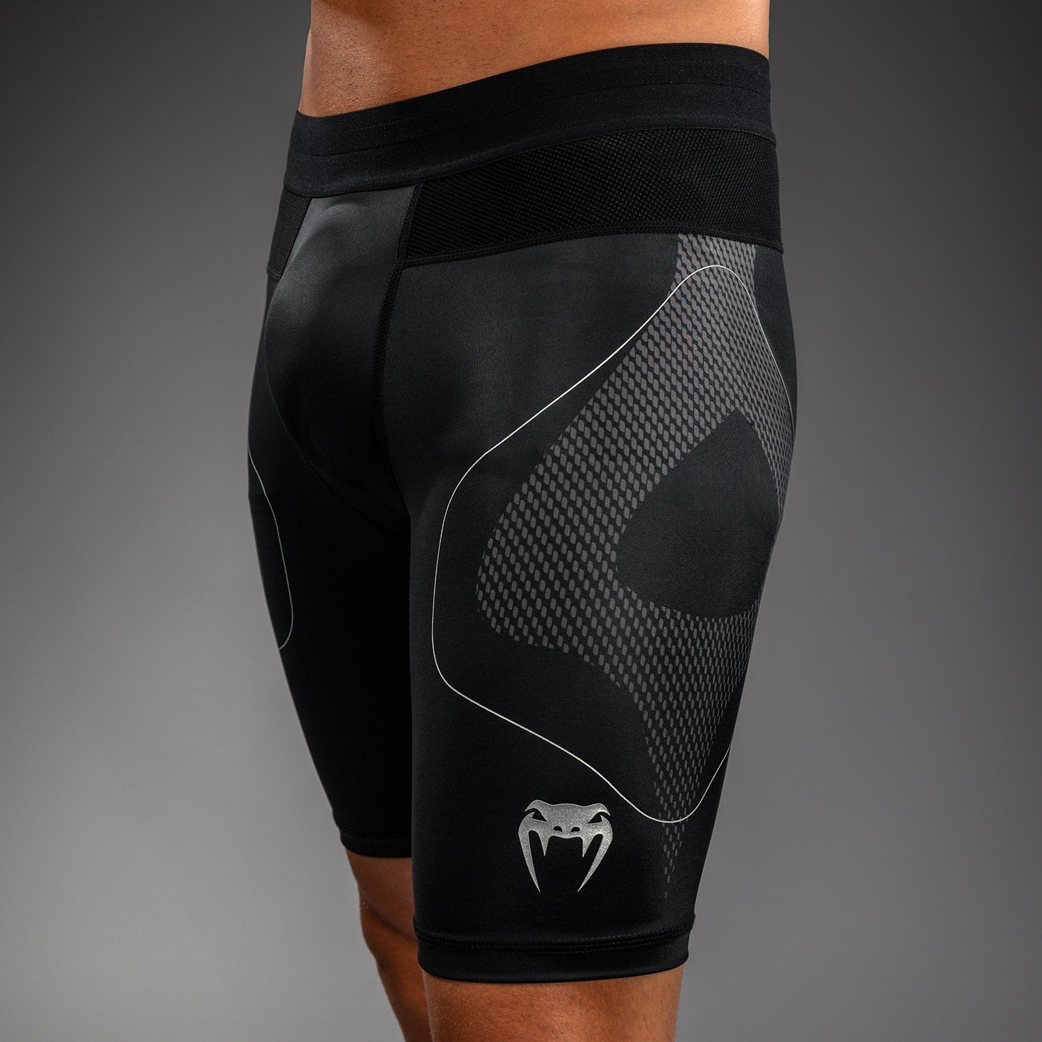 Venum Nexus Vale Tudo Šortky - Černá/Stříbrná