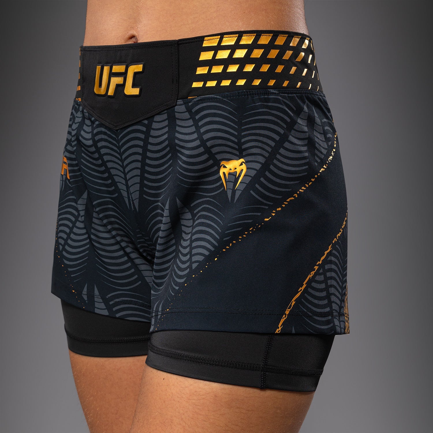 Dámské UFC Zenith od Venum Champion Authentic Short Fit Fight Short