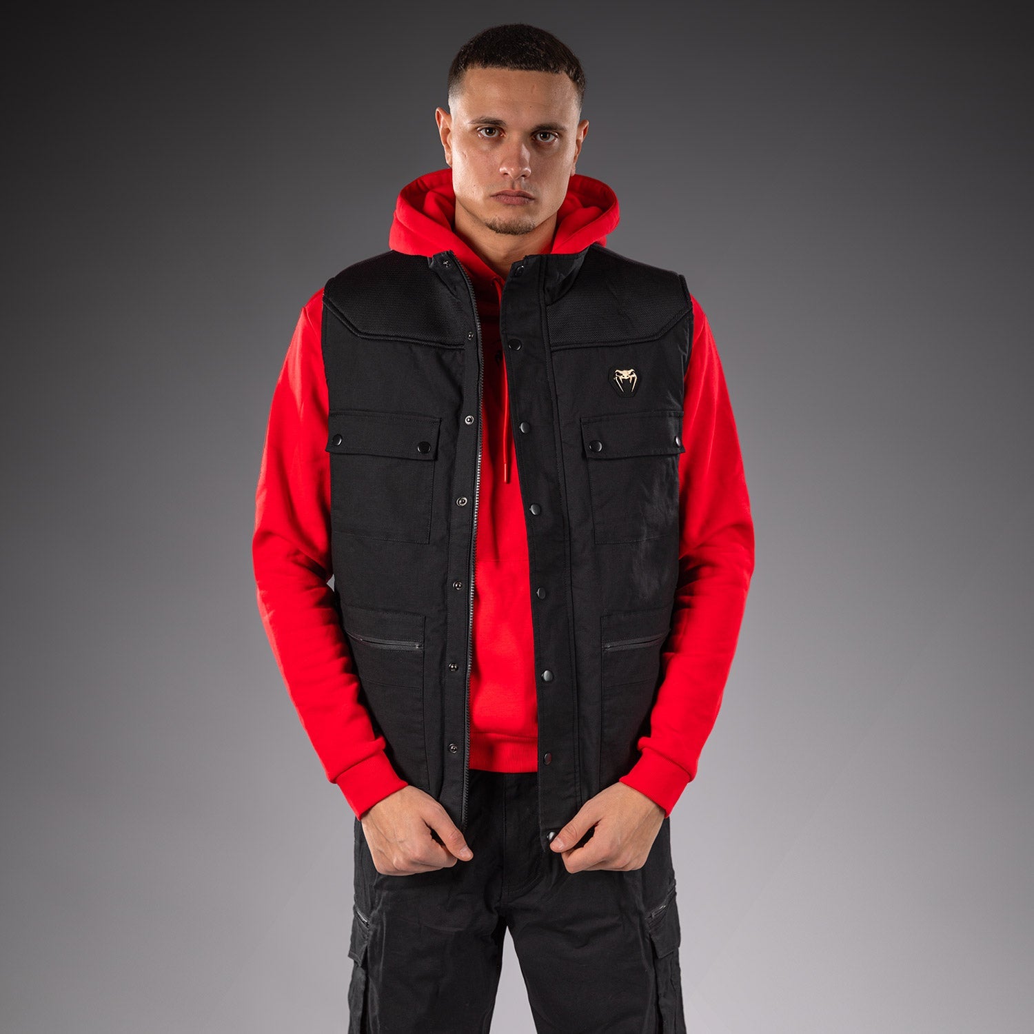 Venum Altitude prošívaná vesta - černá