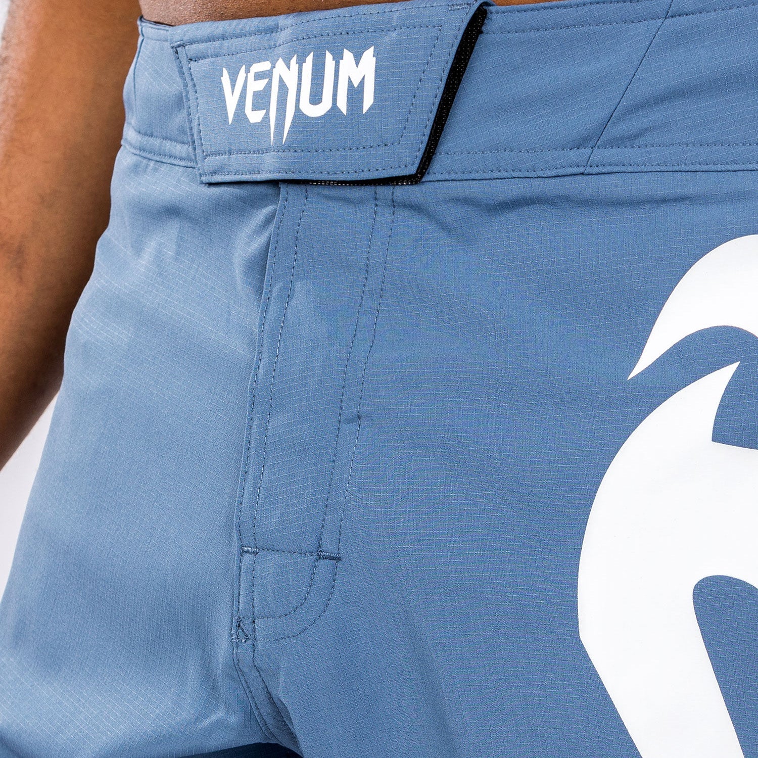 Venum Light 5.0 Fightshort - Modrá/Bílá