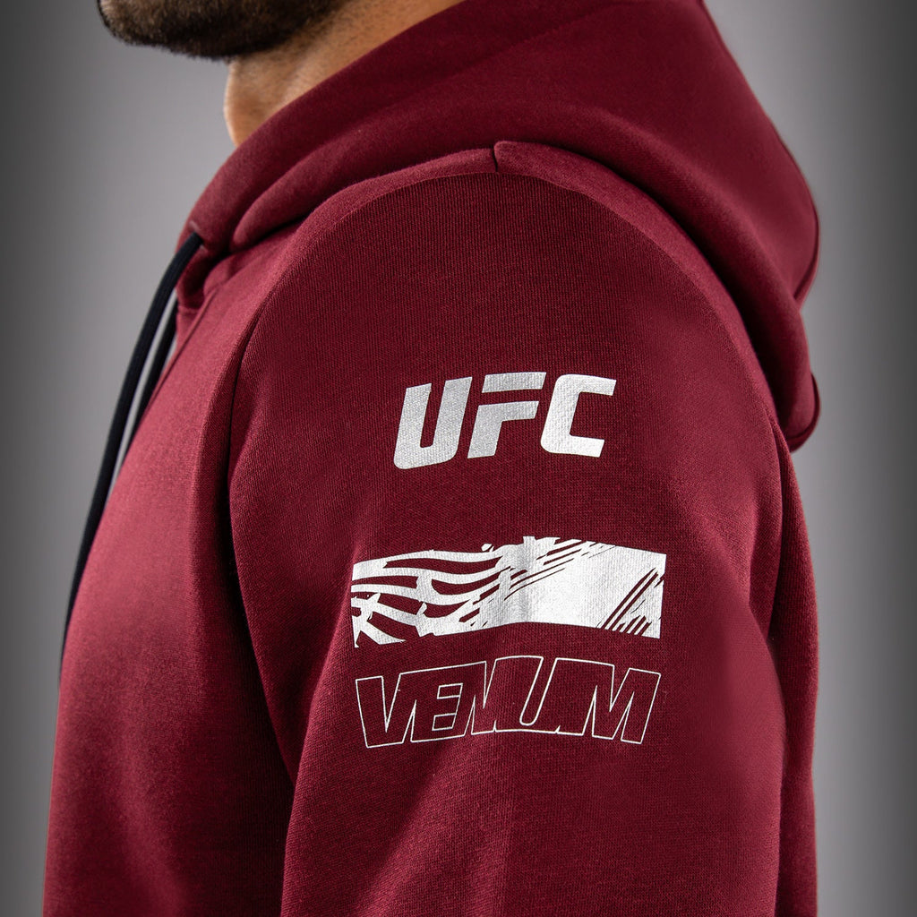 Pánská mikina s kapucí UFC Zenith by Venum Burgundy Authentic Fight Week