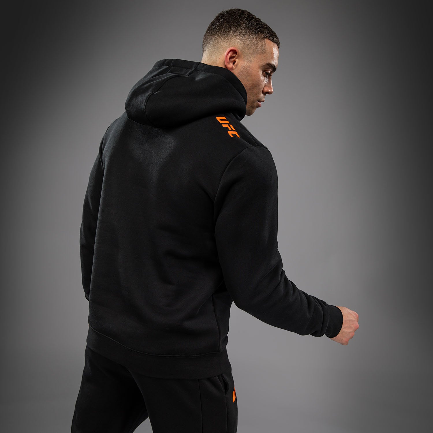 Pánská mikina UFC Zenith by Venum Black Authentic Fight Week Pullover Hoodie