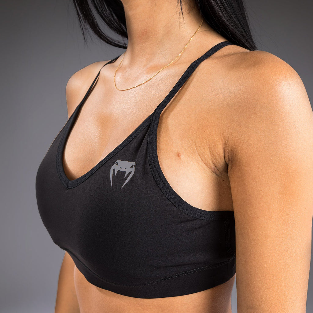 Venum Essential Podprsenka pro sport s nízkou zátěží - Černá