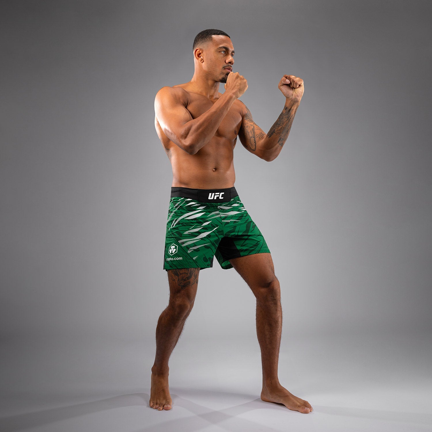 UFC Fusion by Venum Pánské kraťasy Authentic Fight Night - Short Fit - Zelená