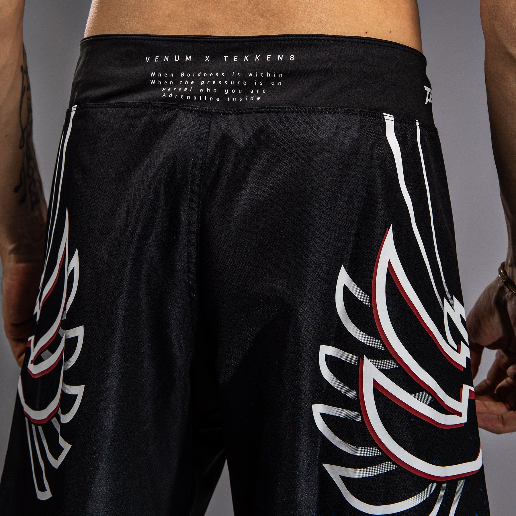 Venum x TEKKEN 8 - Jin Kazama Fight Shorts - Modrá/Černá/Bílá