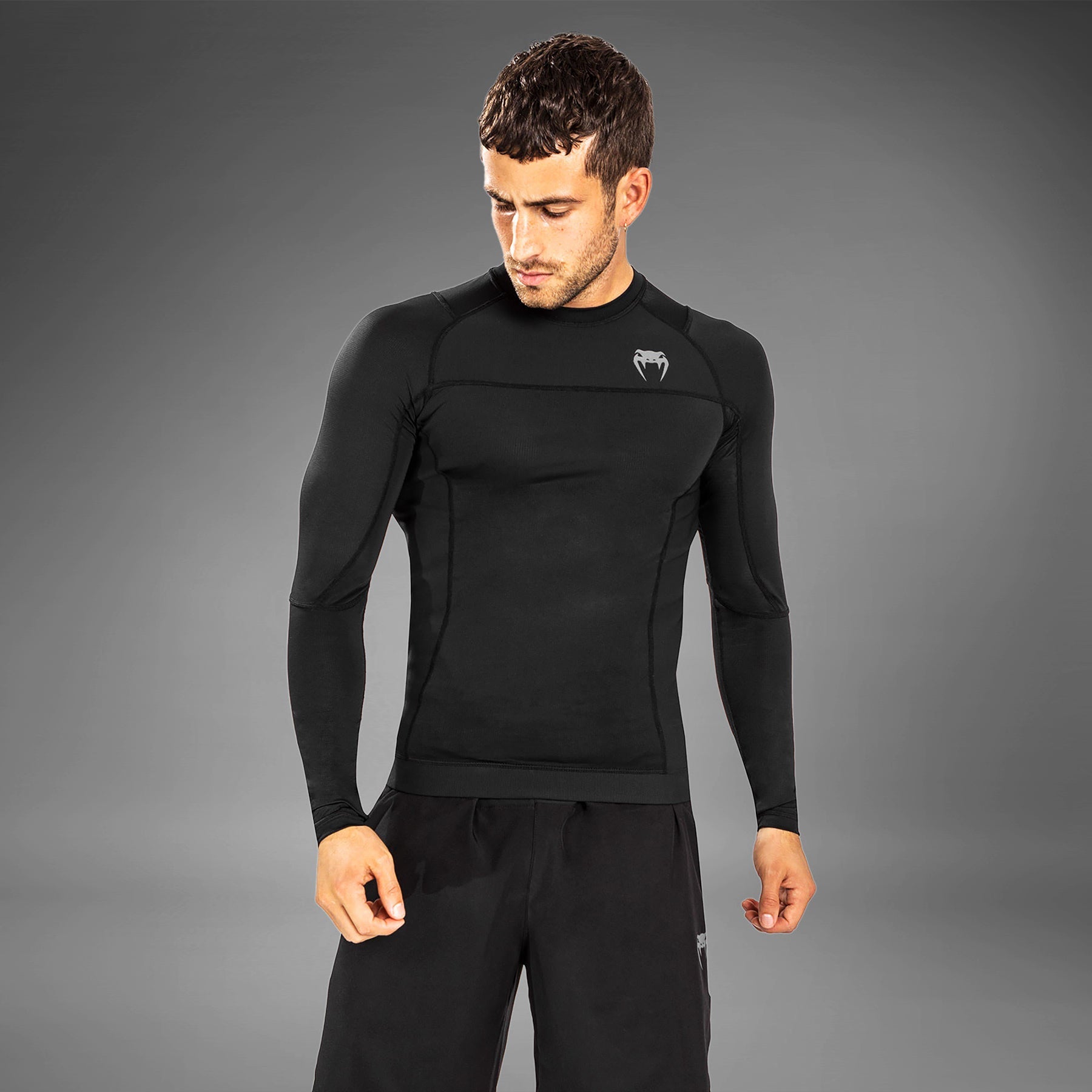 Venum G-Fit Air Rashguard s dlouhým rukávem - Černá
