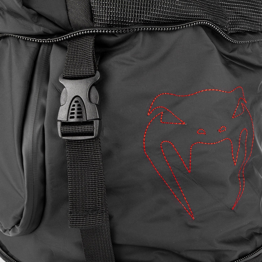 Venum Challenger Xtrem Evo Batoh - Černá/Červená