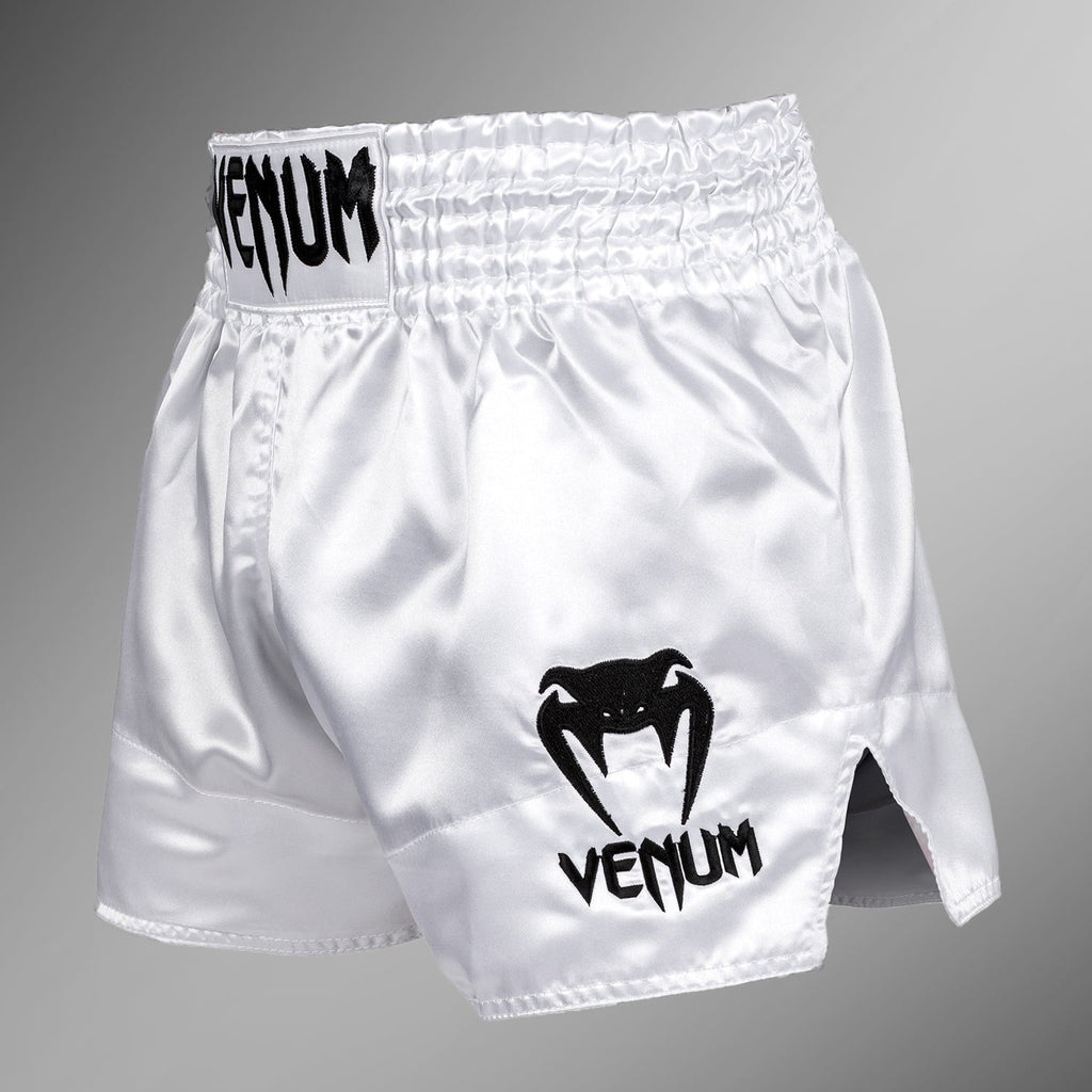 Venum Klasické Muay Thai šortky - bílá/černá