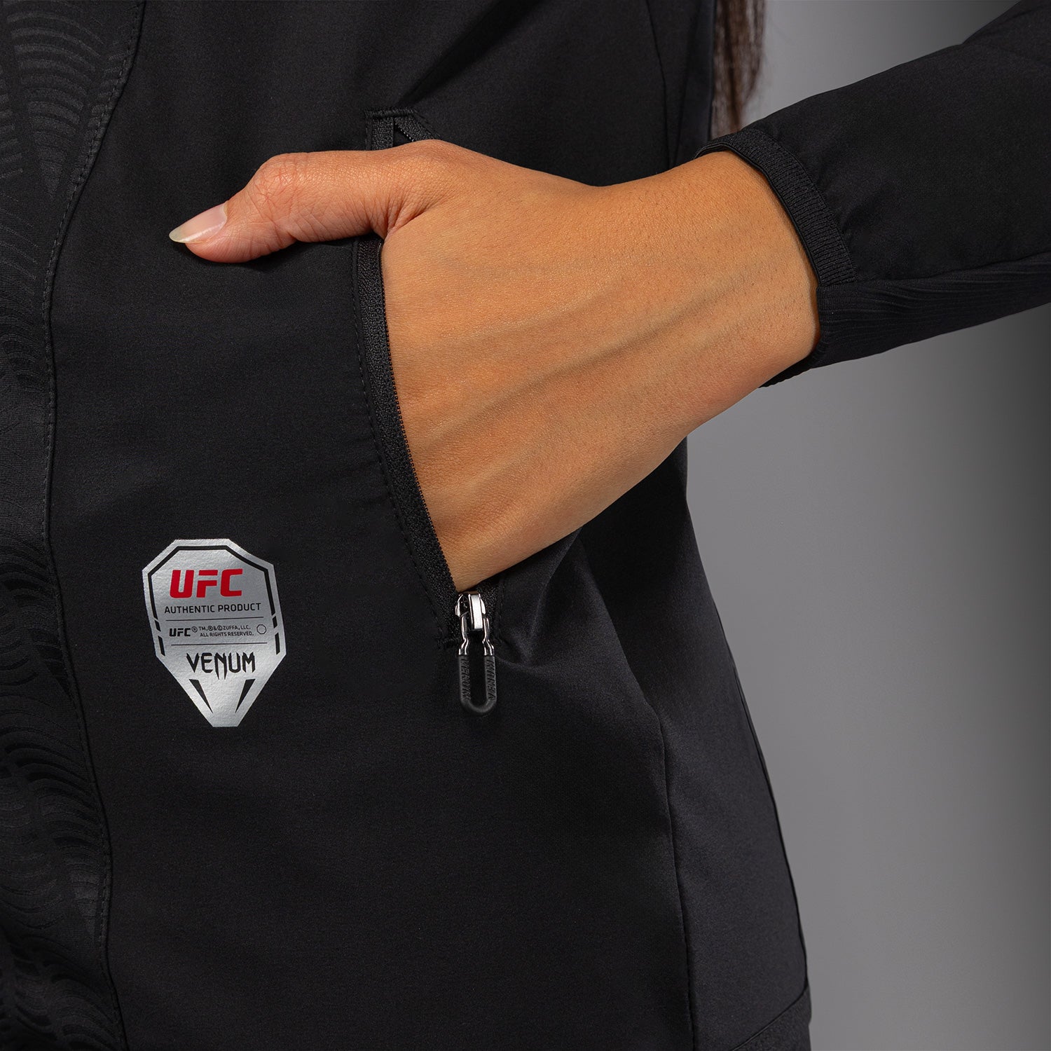 Dámská mikina UFC Zenith by Venum Authentic Fight Night Walkout Černá