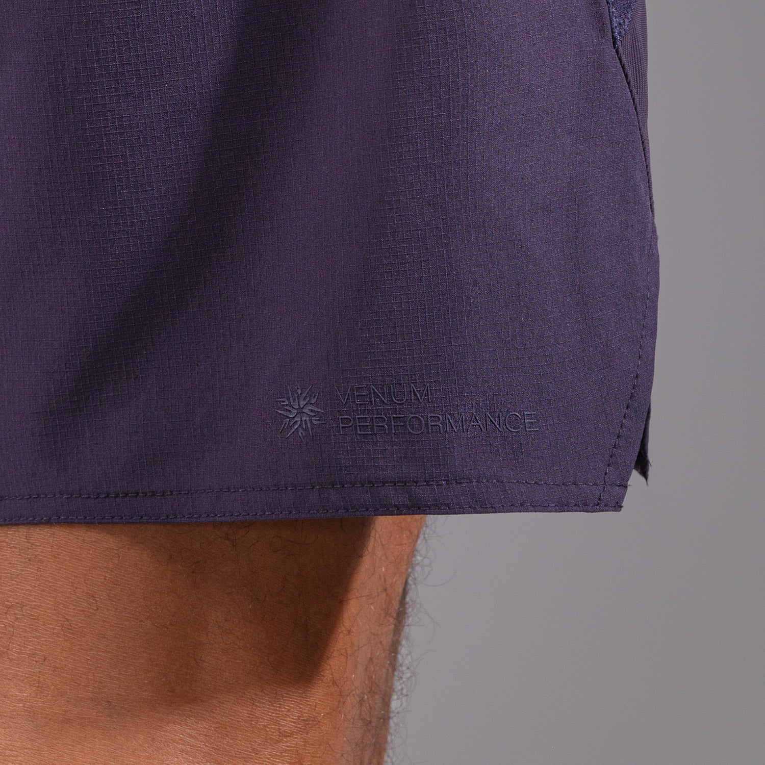 Pánské bojové šortky Venum G-Fit Air - tmavě fialová