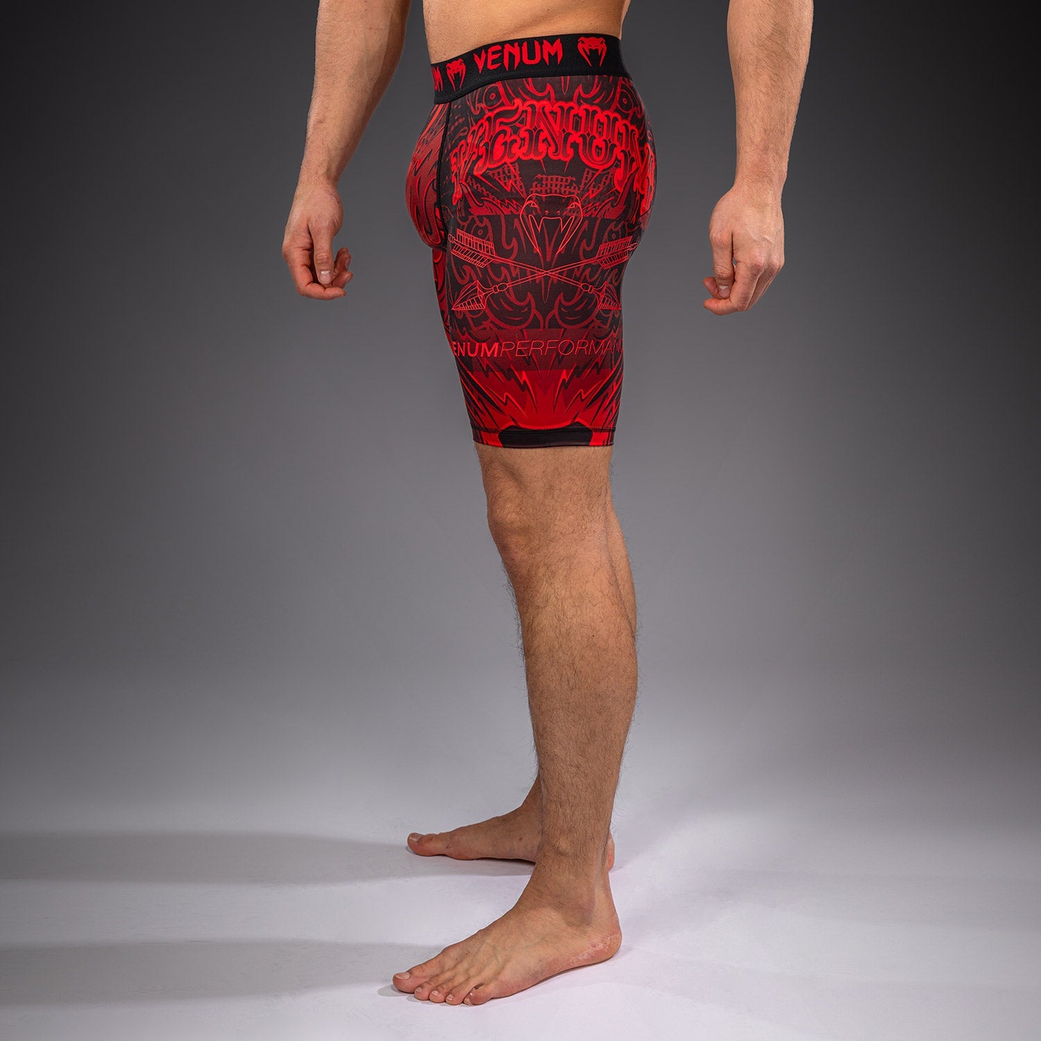Venum Wolf Atak Vale Tudo Shorts - Černá/Červená