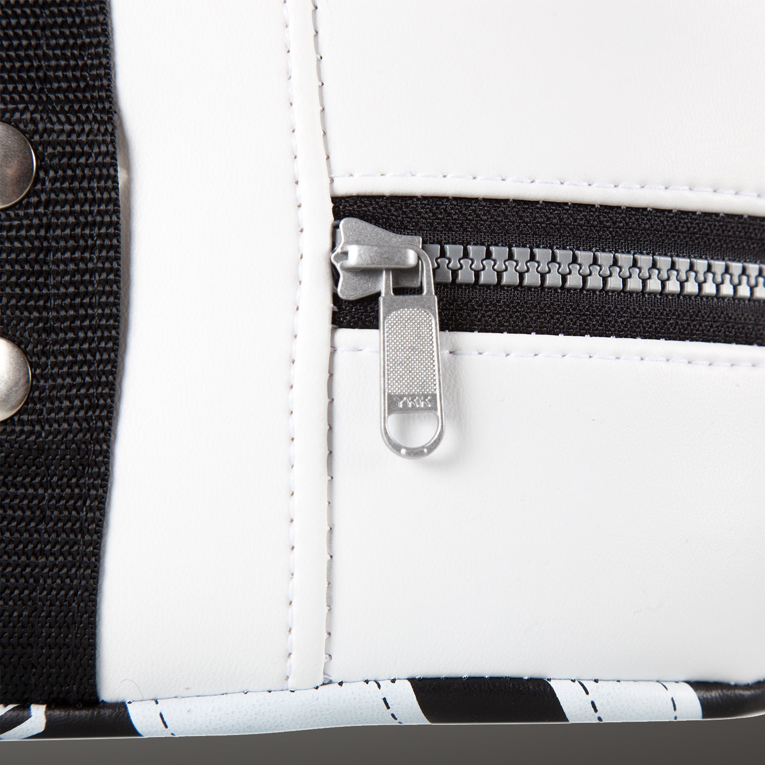 Venum Absolute Square Kick Shield - Koženka Skintex - Černá/Led