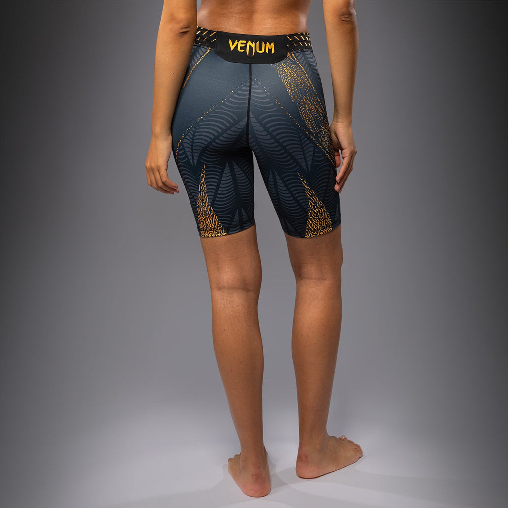 Dámské Vale Tudo kraťasy UFC Zenith by Venum Champion Authentic Long Fit