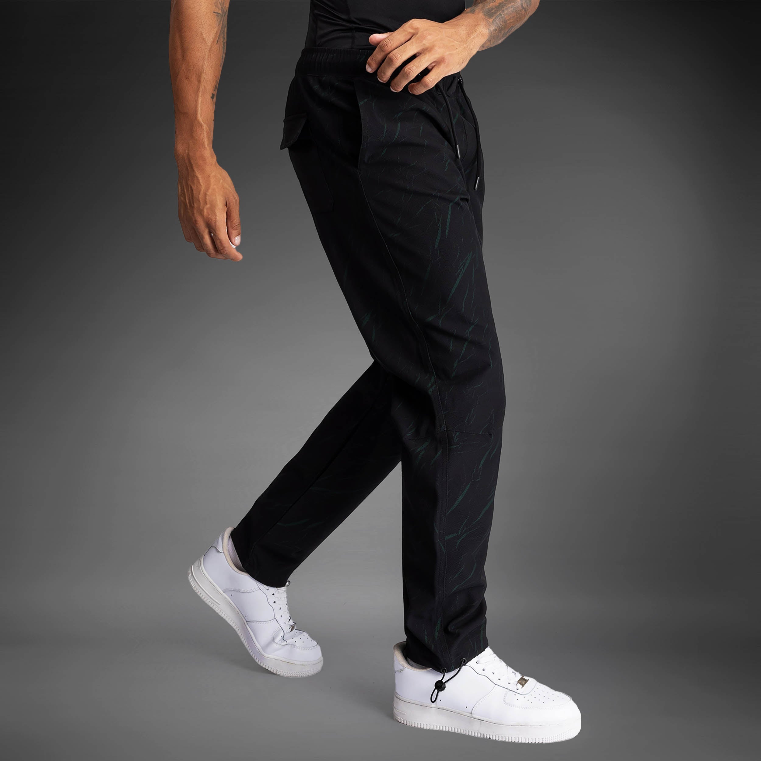 Venum Trooper Pánské tepláky - Černá/Lesní zelená