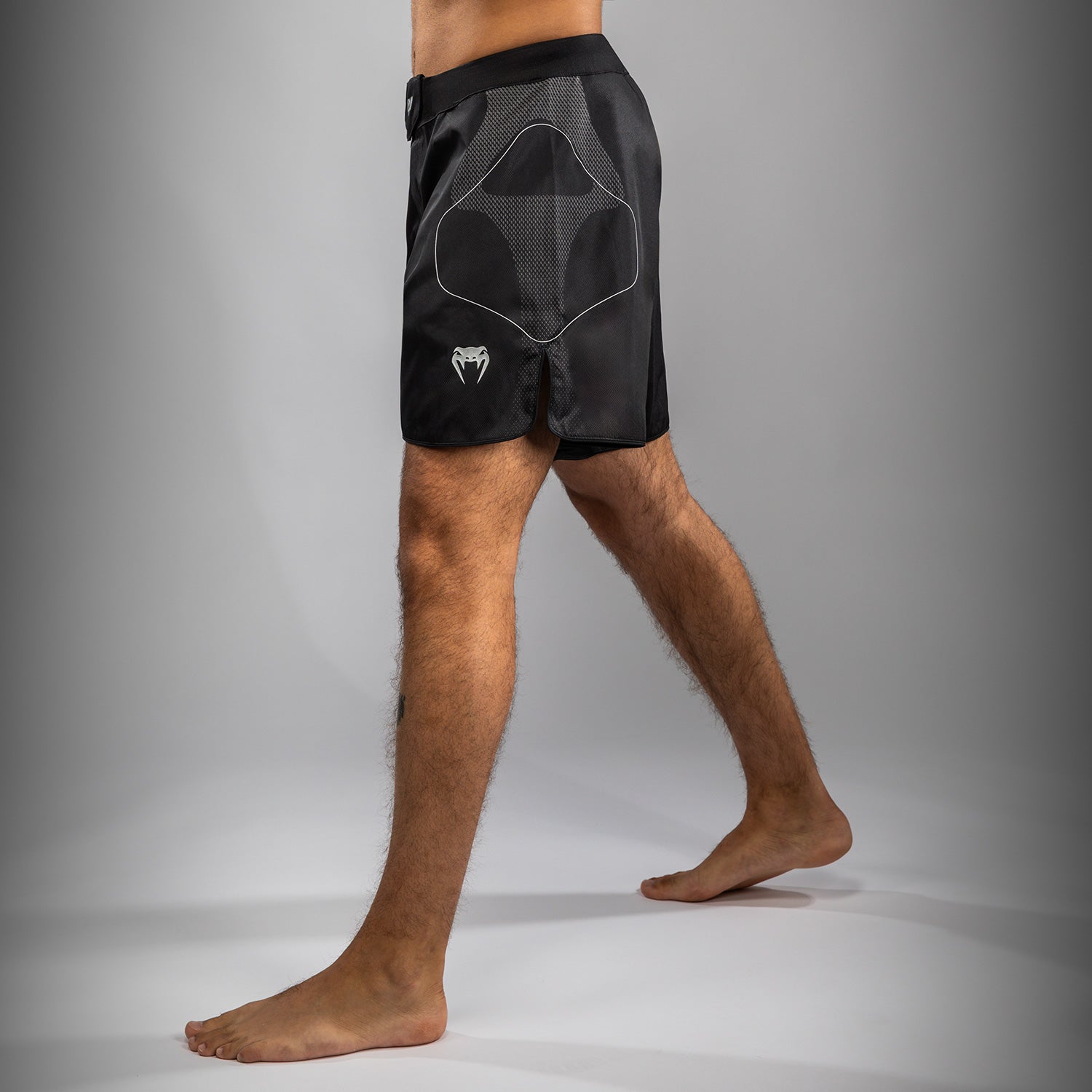 Venum Nexus Fight Shorts - Černá/Stříbrná