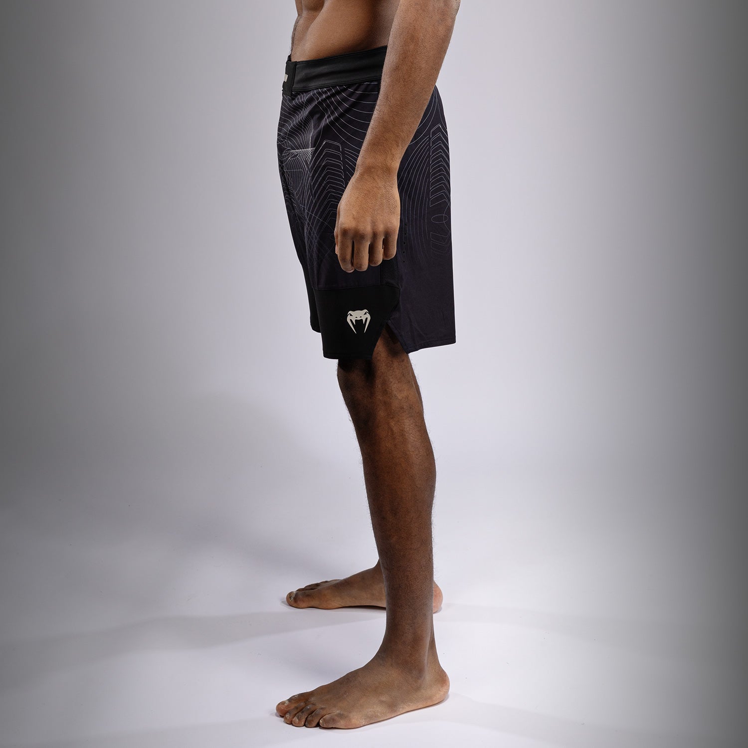 Pánské bojové šortky Venum G-Fit Air - tmavě černá/písková