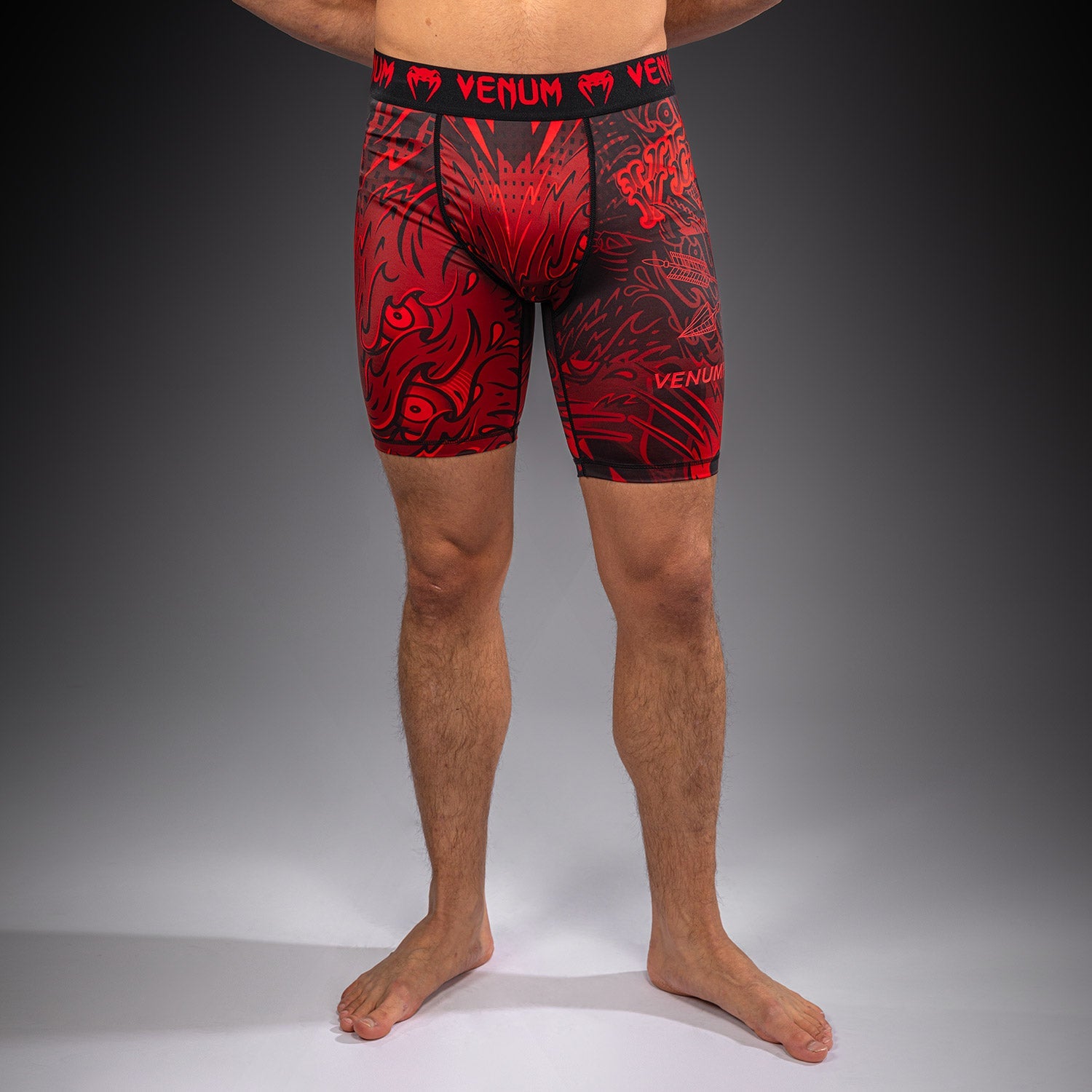 Venum Wolf Atak Vale Tudo Shorts - Černá/Červená