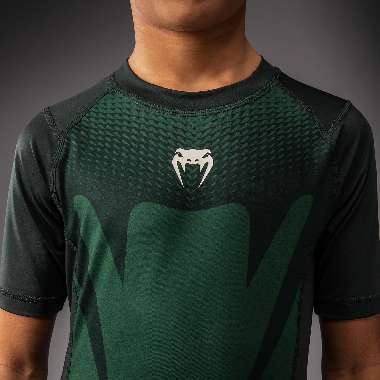 Dětský rashguard s krátkým rukávem Venum Attack - Forest Green/Off White