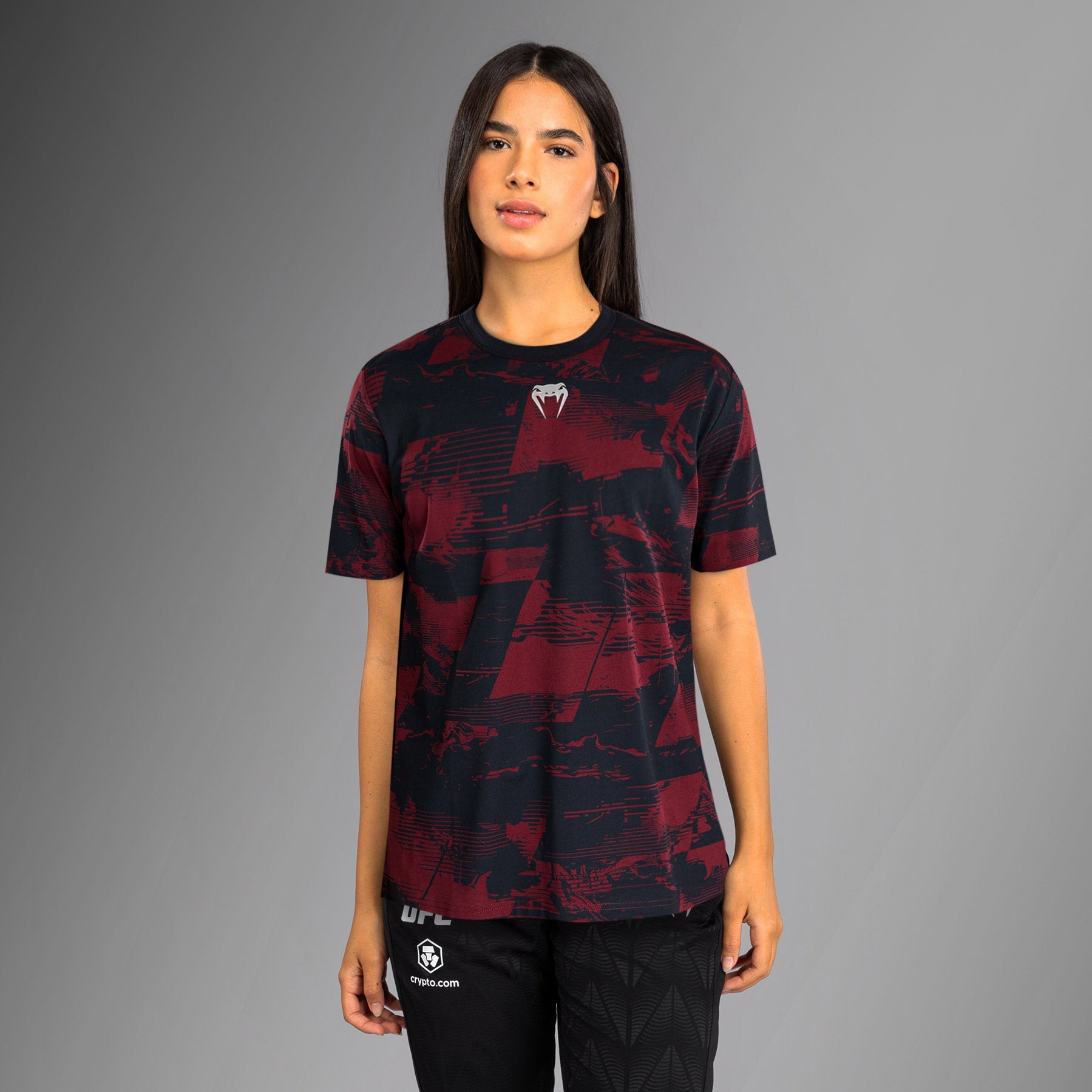 Dámské tričko UFC Zenith by Venum s krátkým rukávem v autentické barvě Authentic Fight Week v burgundské barvě