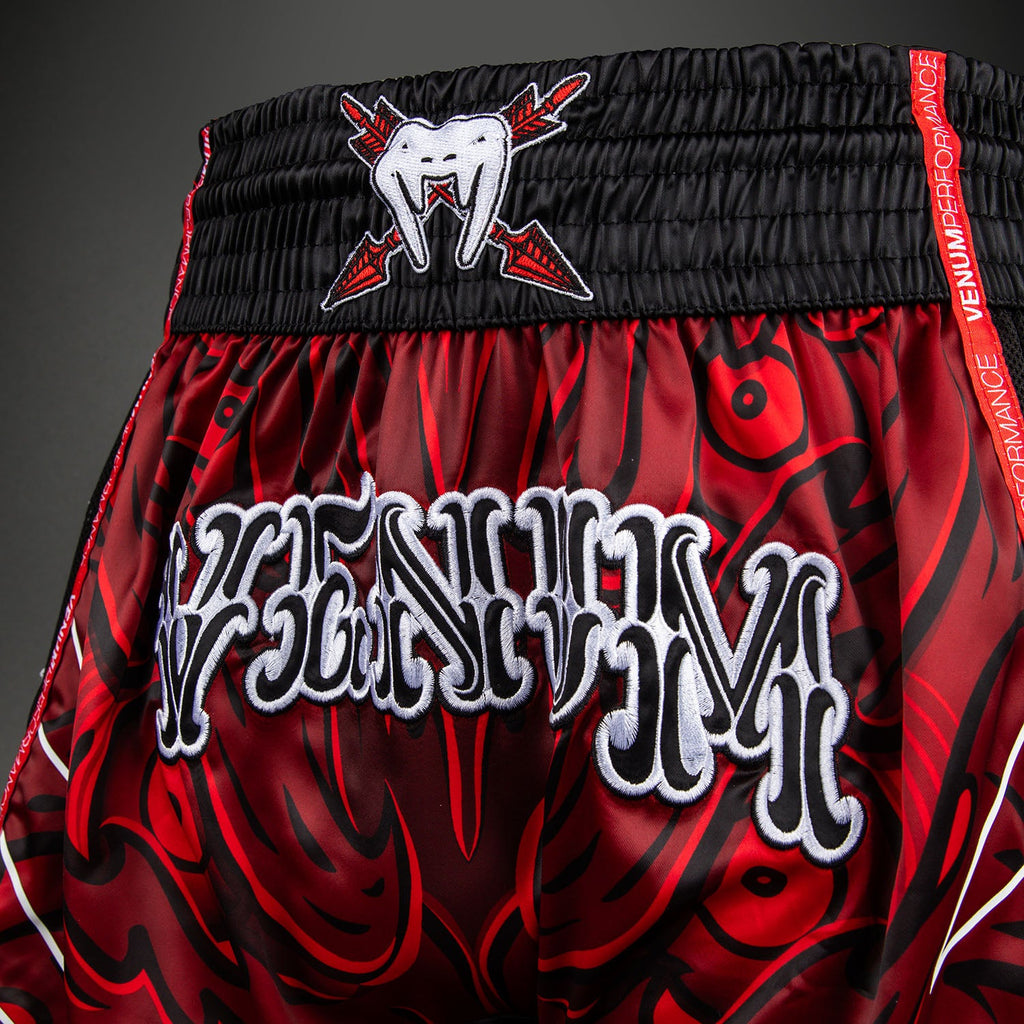Venum Wolf Atak Muay Thai kraťasy - Černá/Červená