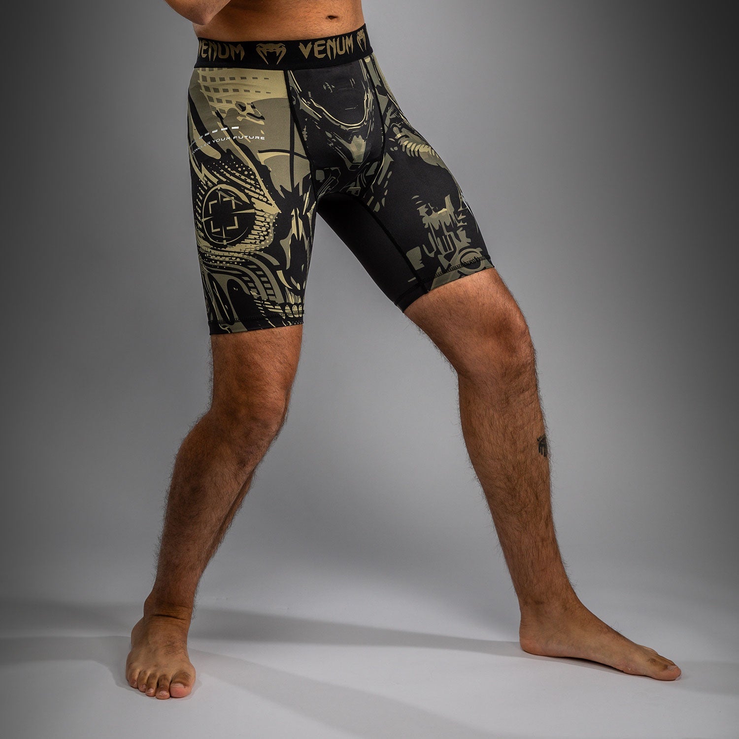 Venum Invader Vale Tudo Shorts - Černá/Písková