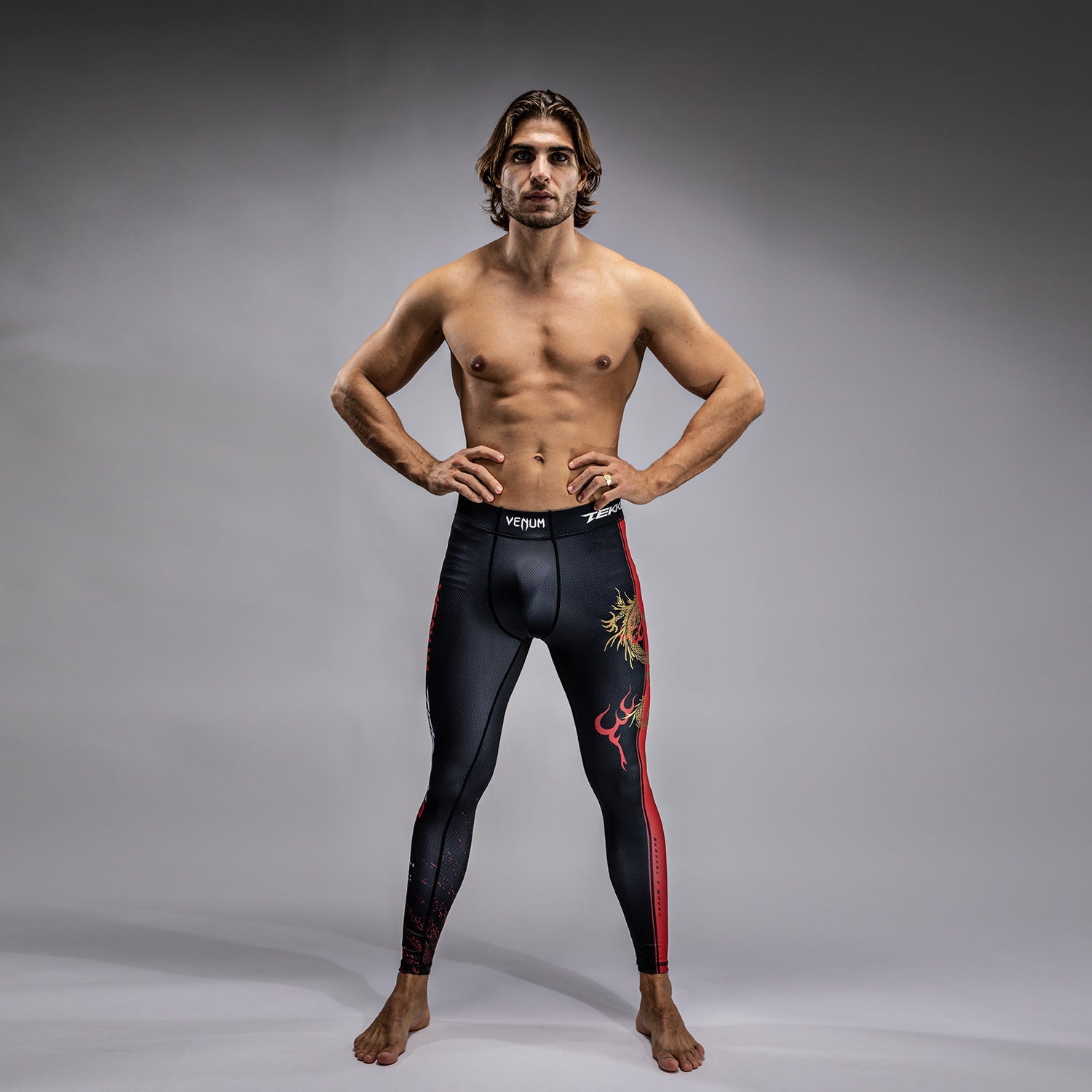 Venum x TEKKEN 8 - Marshall Law Spats - Černá/Červená/Zlatá