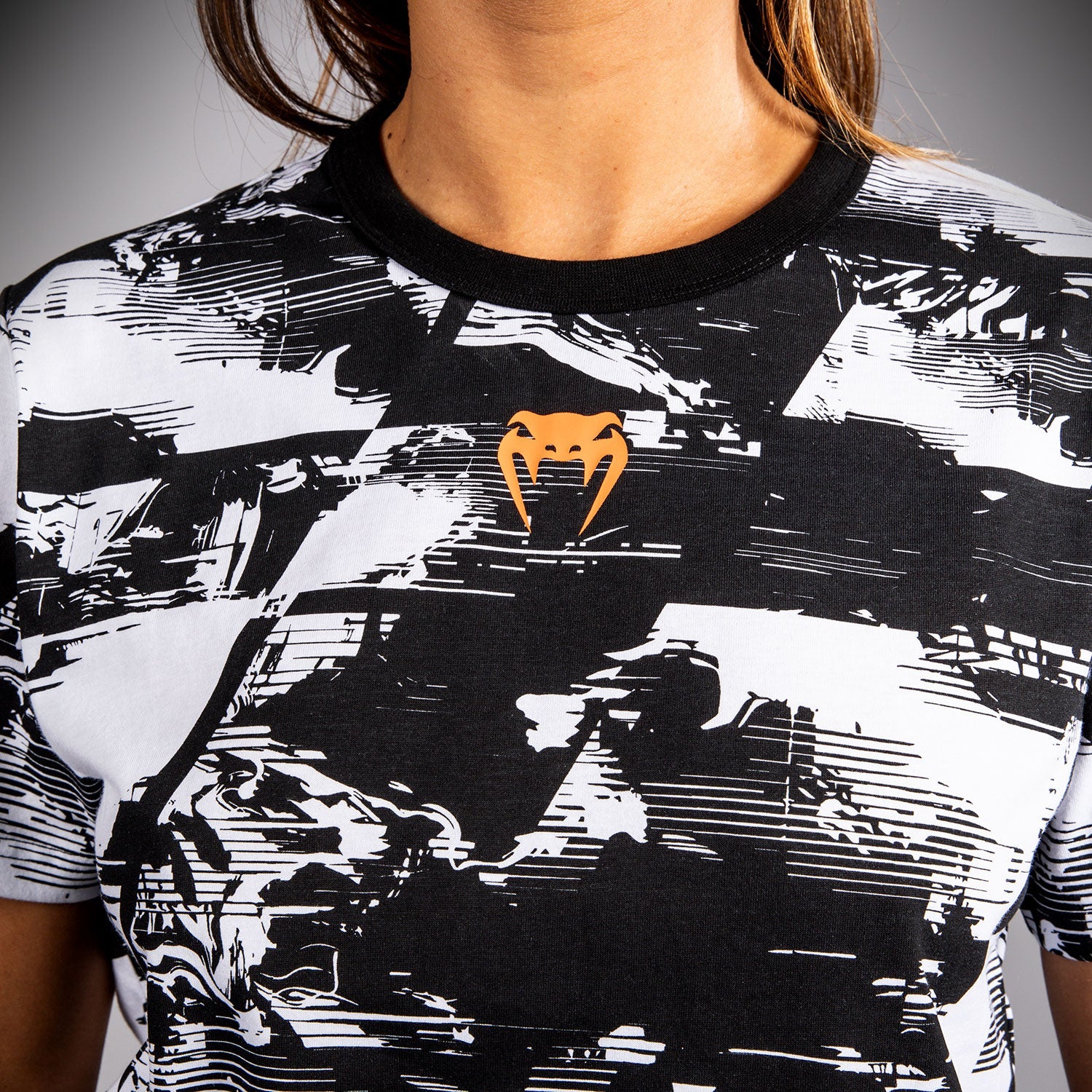 Dámské tričko UFC Zenith by Venum White Authentic Fight Week s krátkým rukávem