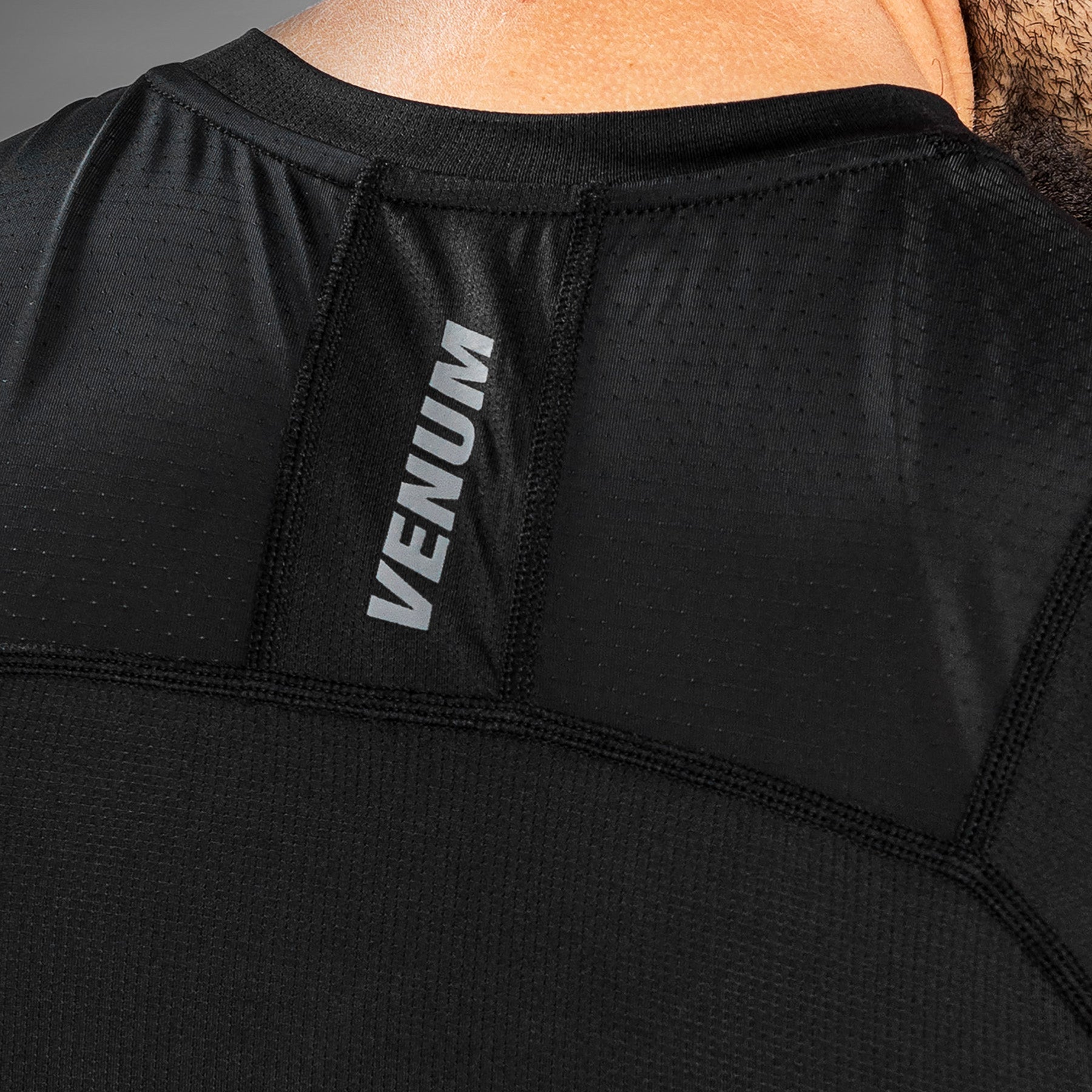 Venum G-Fit Air Rashguard Bez Rukávů - Černá