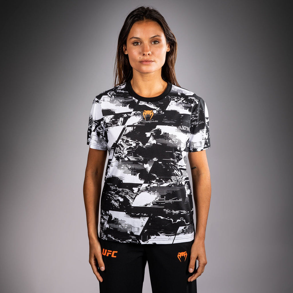 Dámské tričko UFC Zenith by Venum White Authentic Fight Week s krátkým rukávem