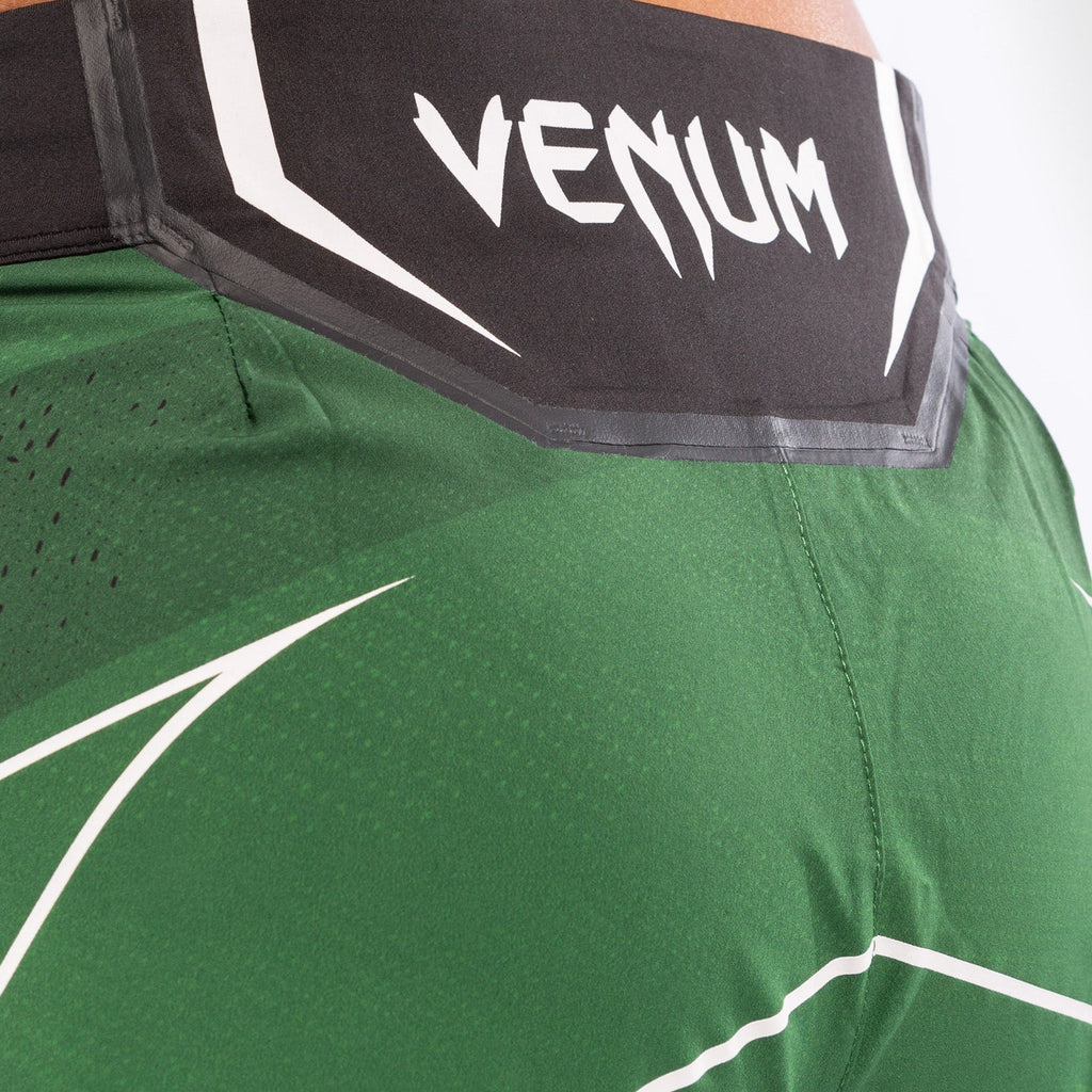 Dámské šortky UFC Venum Authentic Fight Night - Krátký střih - Zelené