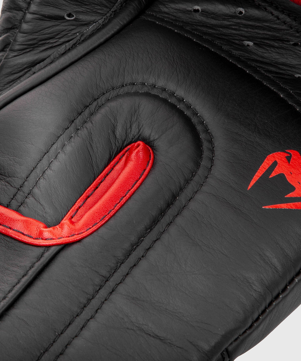 Venum Hammer Pro Boxerské rukavice Velcro - Černá/Červená