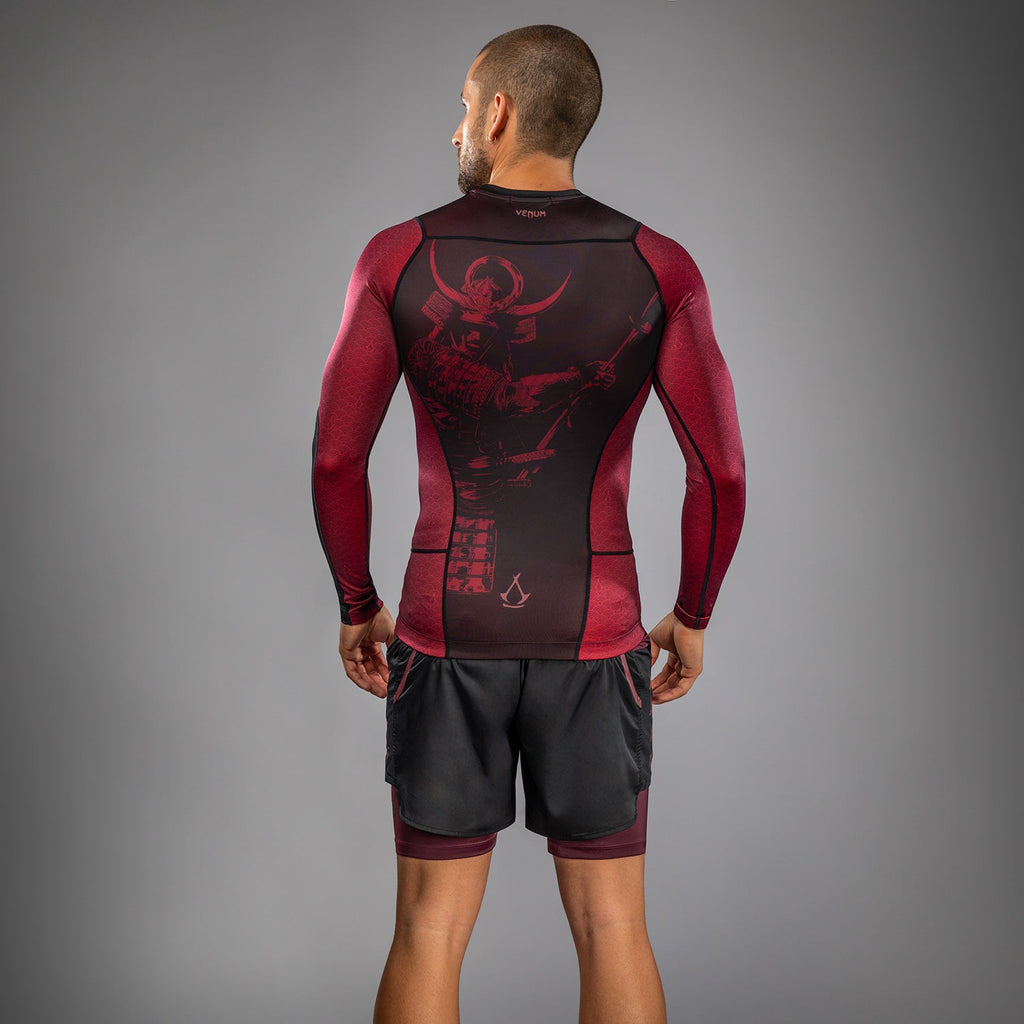 Venum x Assassin’s Creed Shadows Pánské Dlouhé Rashguard – Vínová/Černá
