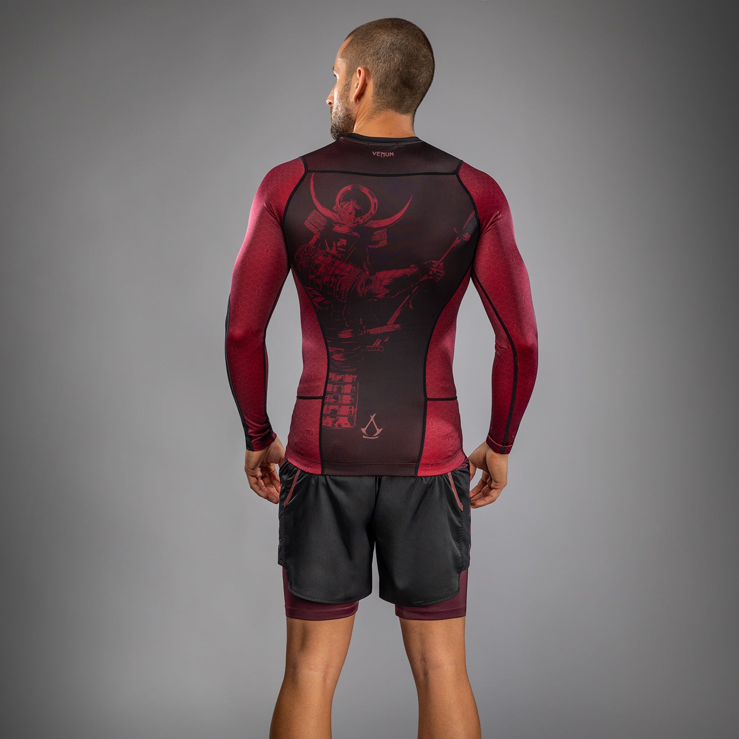 Venum x Assassin’s Creed Shadows Pánské Dlouhé Rashguard – Vínová/Černá