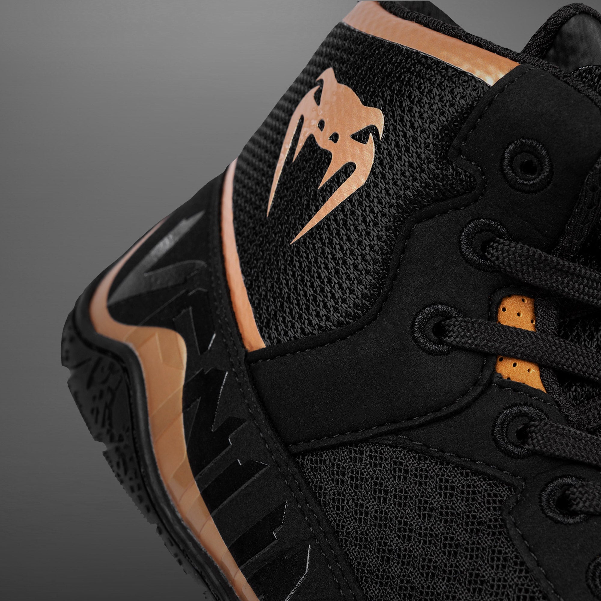 Venum Elite Zápasnické boty - černé/bronzové