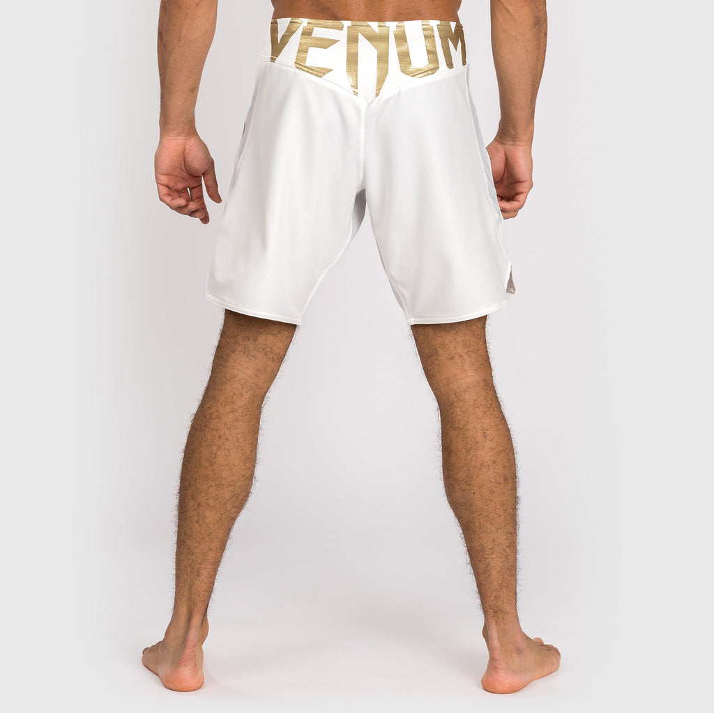 Venum Light 5.0 Fight Shorts - Bílá/Zlatá