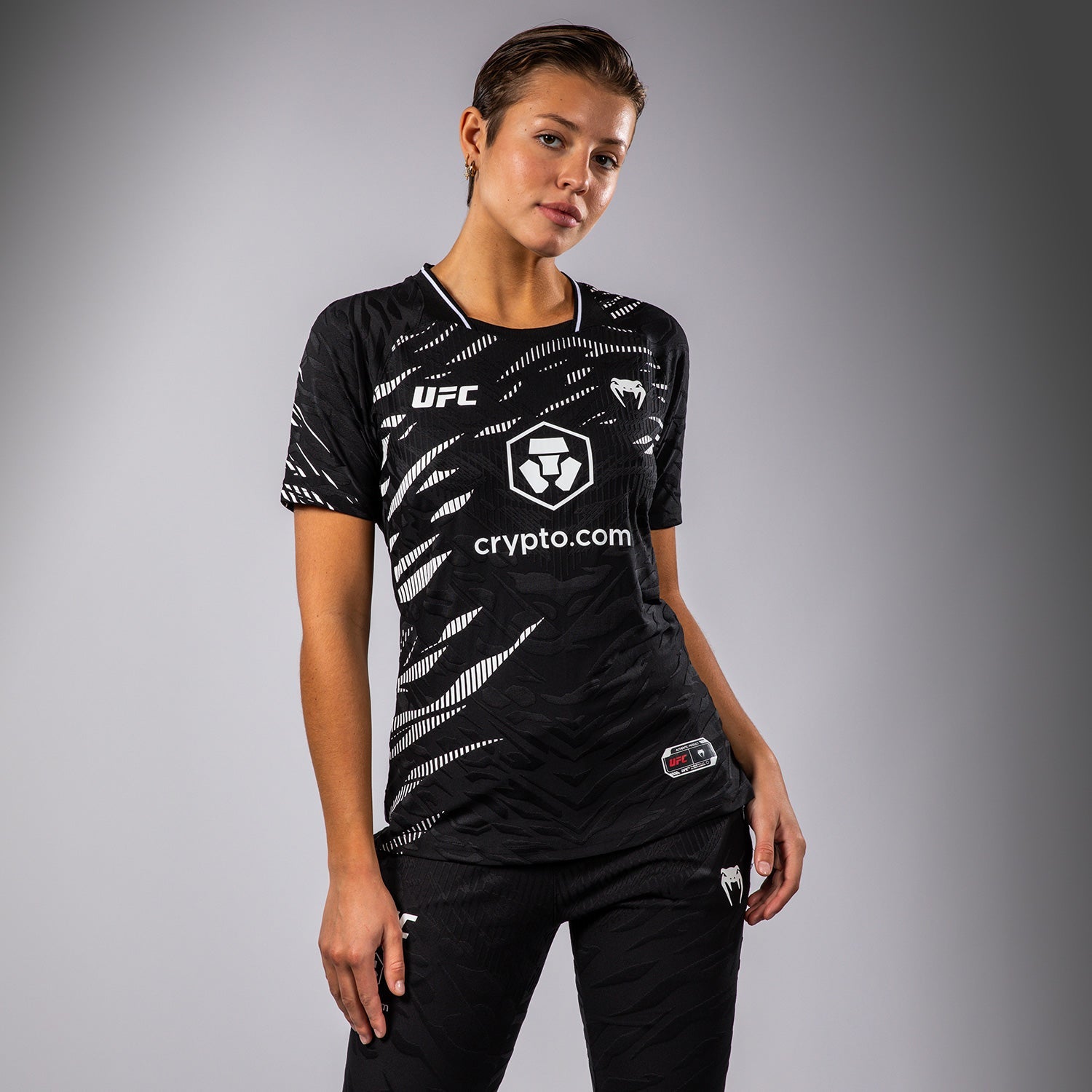 UFC Fusion by Venum Dámský dres Authentic Fight Night - Černý